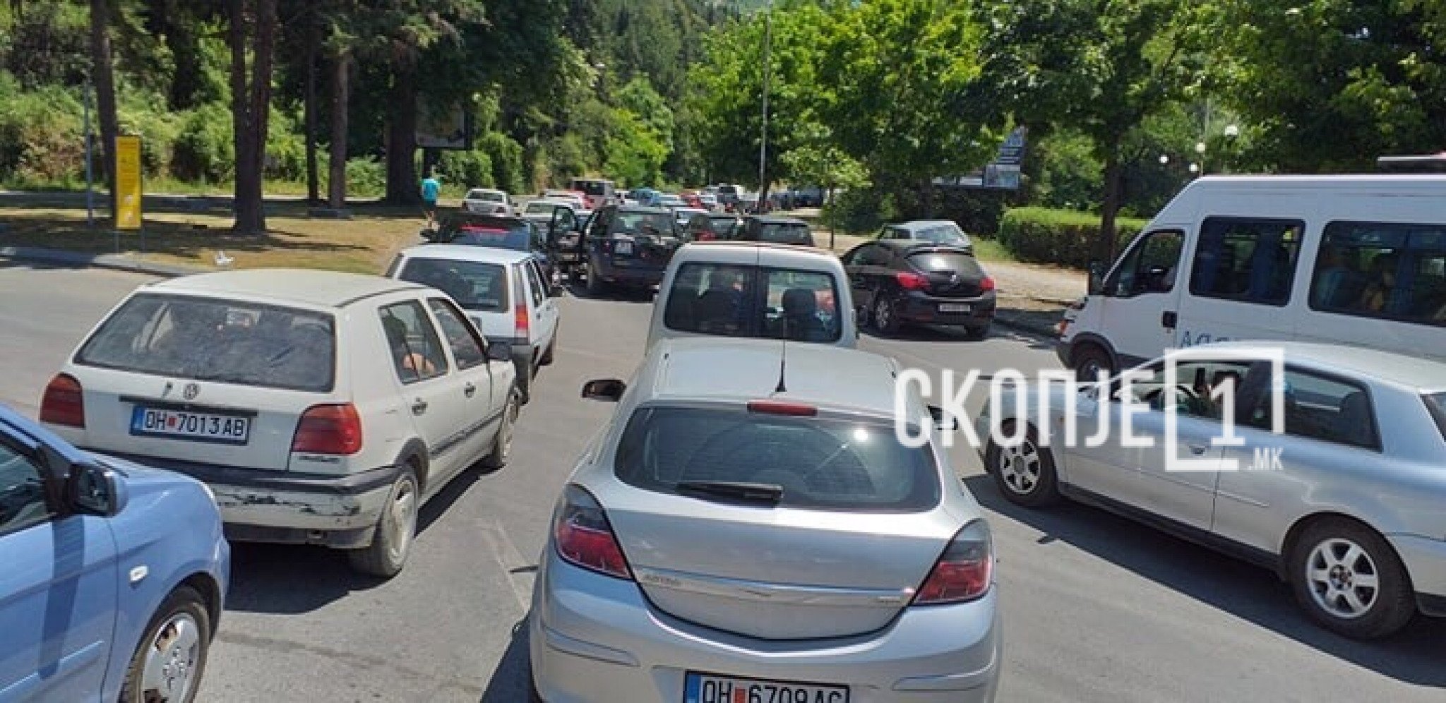 4E4A7C30-3E33-47AE-A7F9-D08F1315DBFF