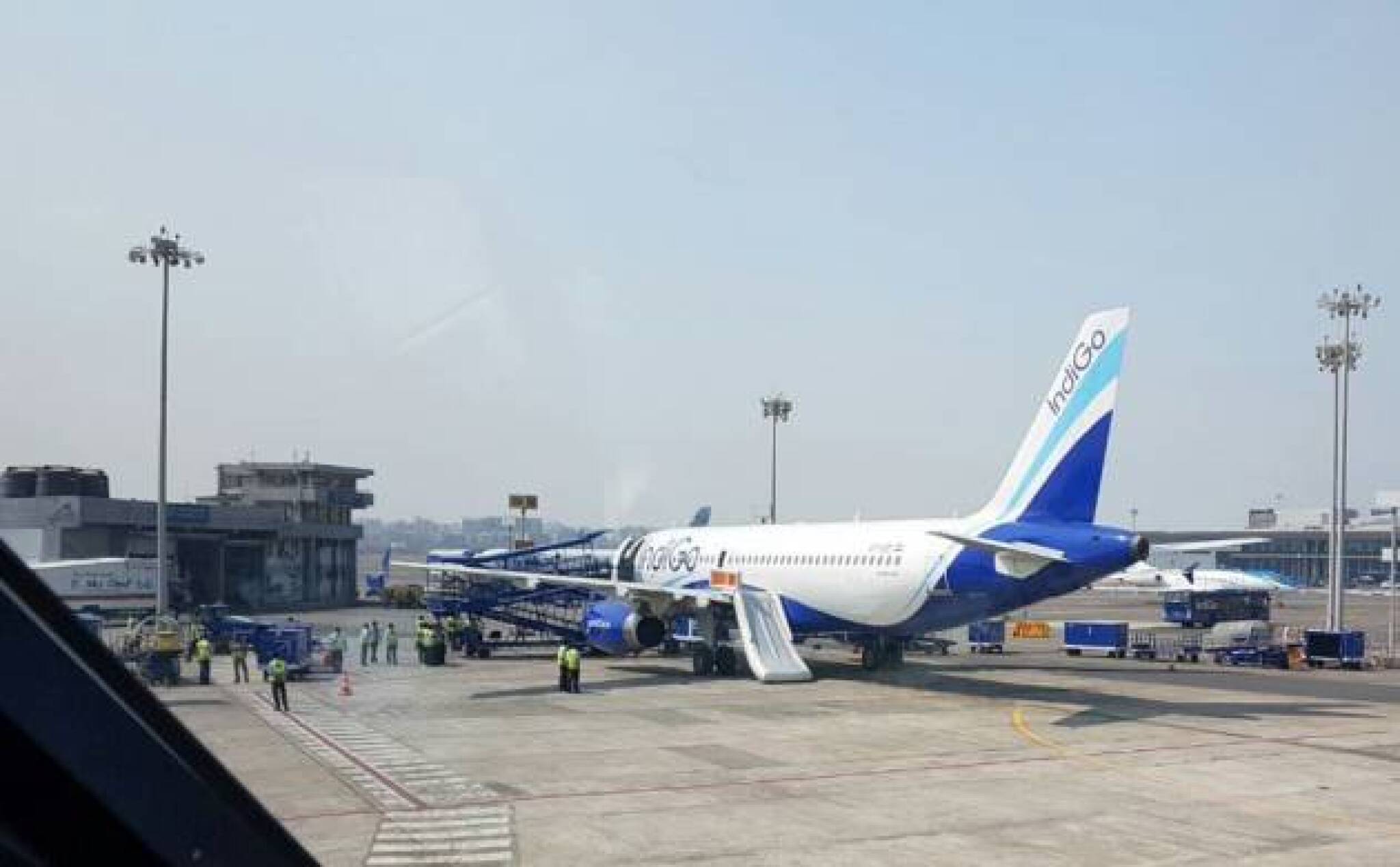 4916507-indigomumbaiaccidnet_6