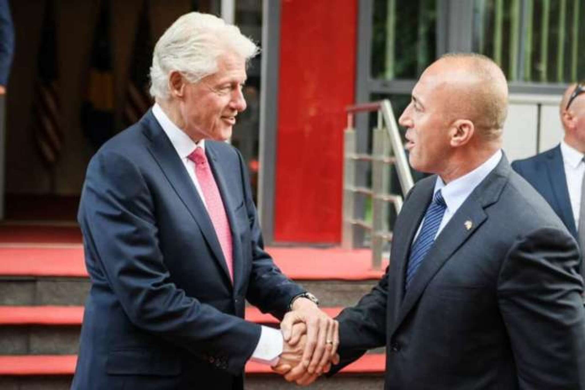 64544945_1210791315711947_5519754061714292736_n-696x464