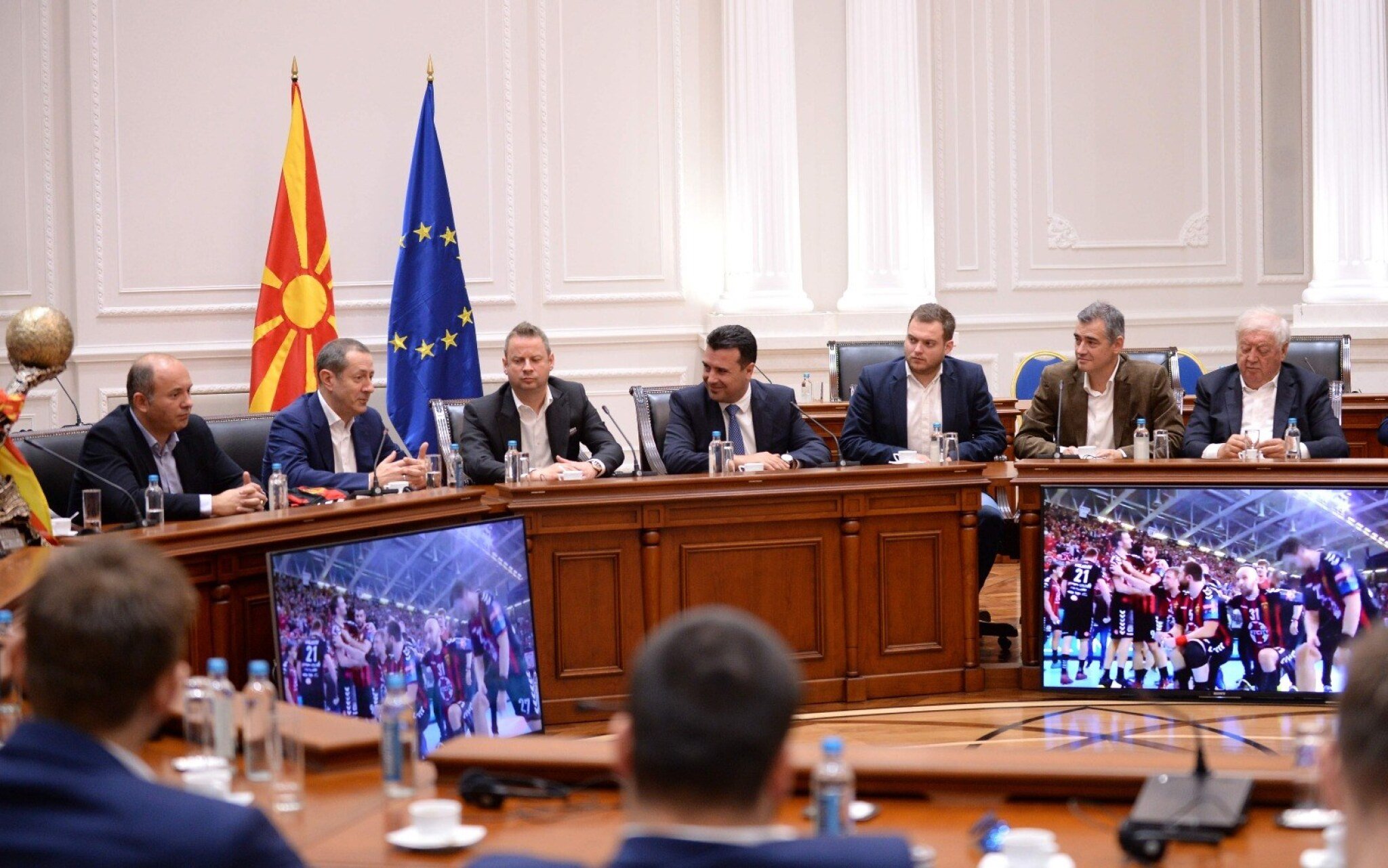 vlada-zaev-5