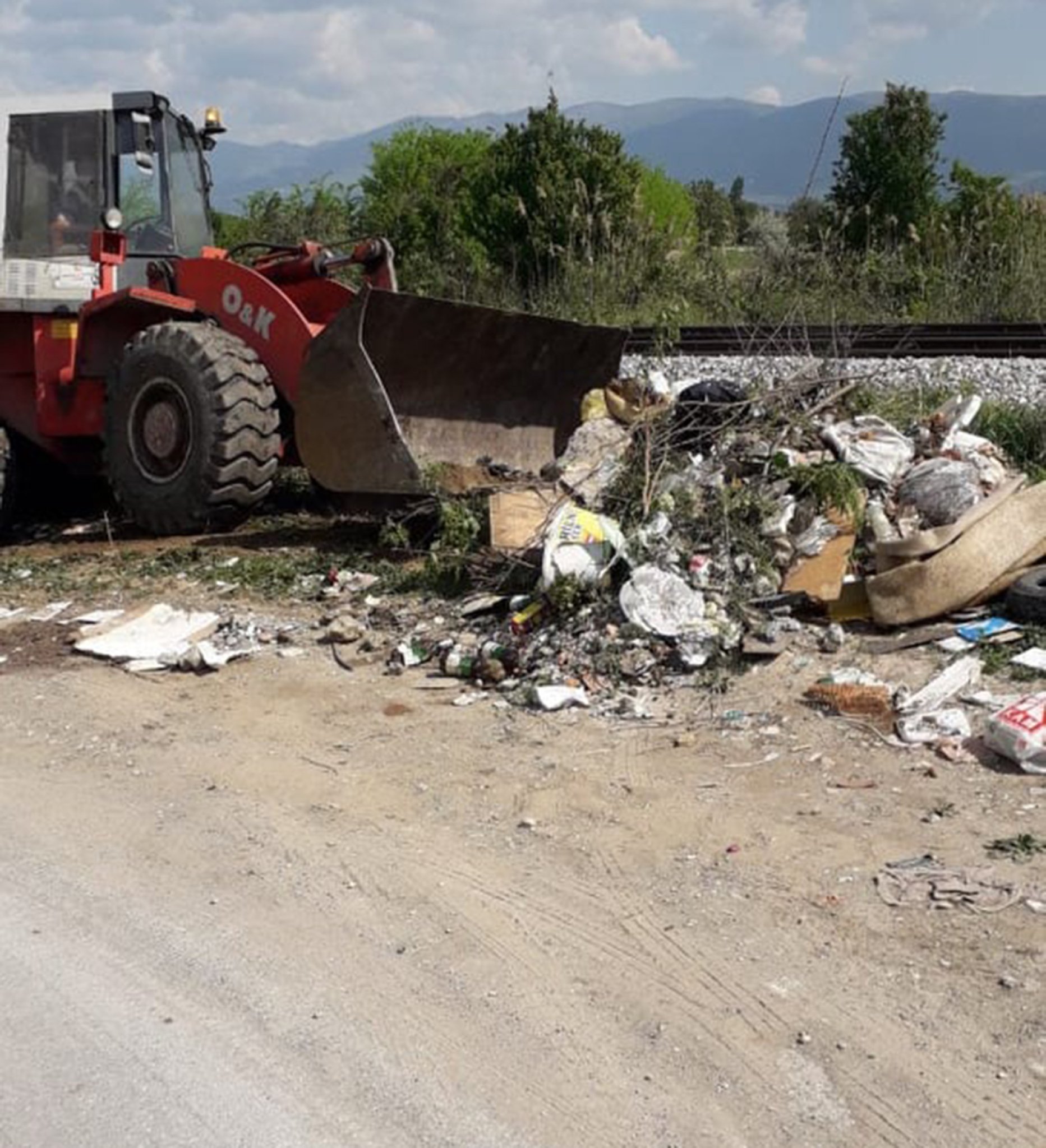 Cistenje-divi-deponii-Kisela-Voda-02.05-3