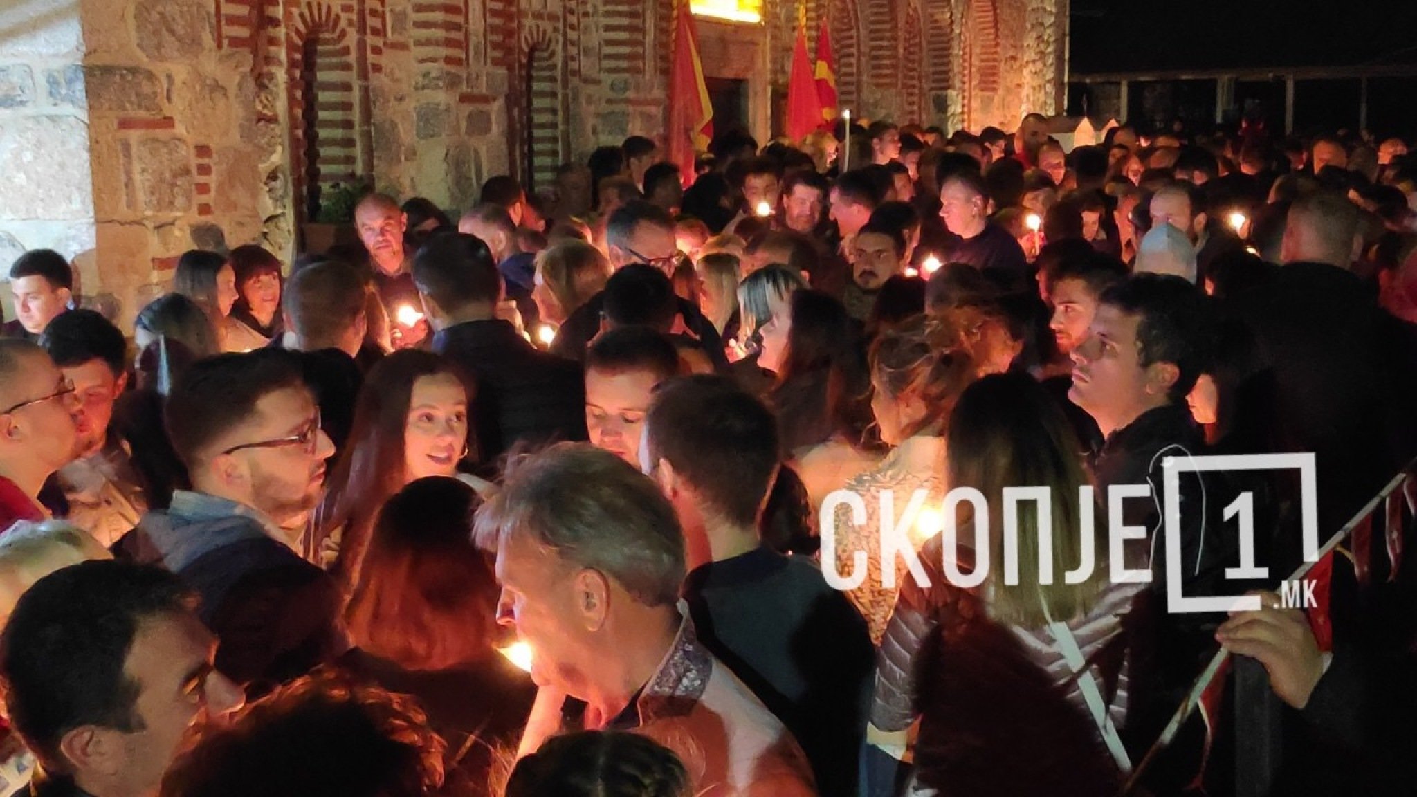 DEC7F482-EE48-4595-842D-3822E1D43A23