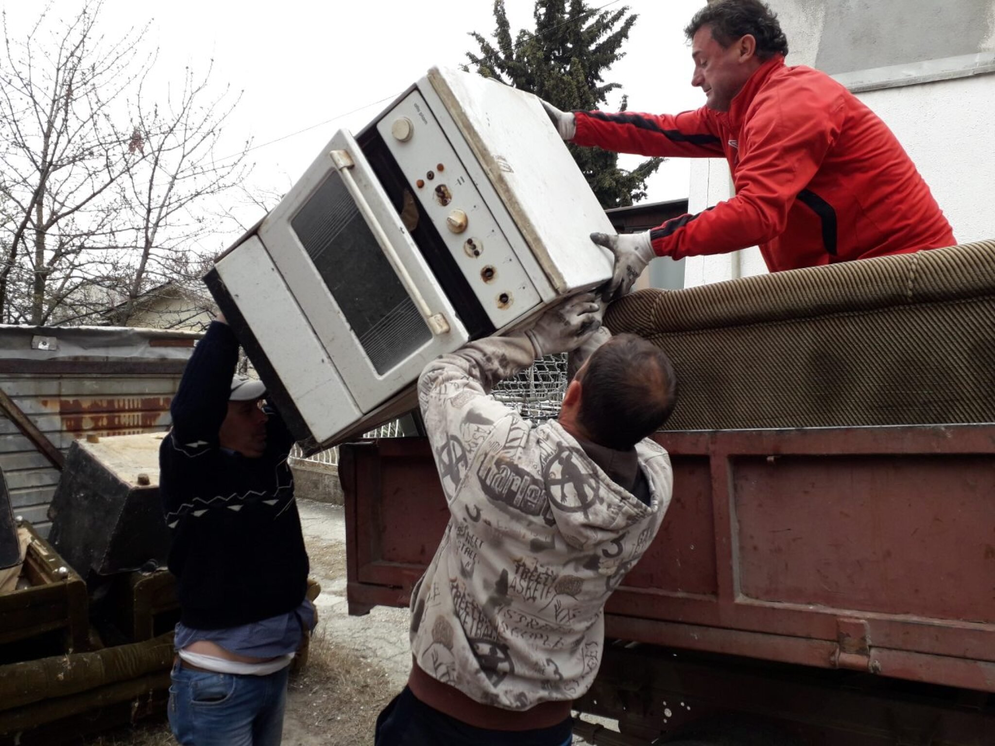 IMG-9d2152e75aa04953a042553811ae30c4-V-1