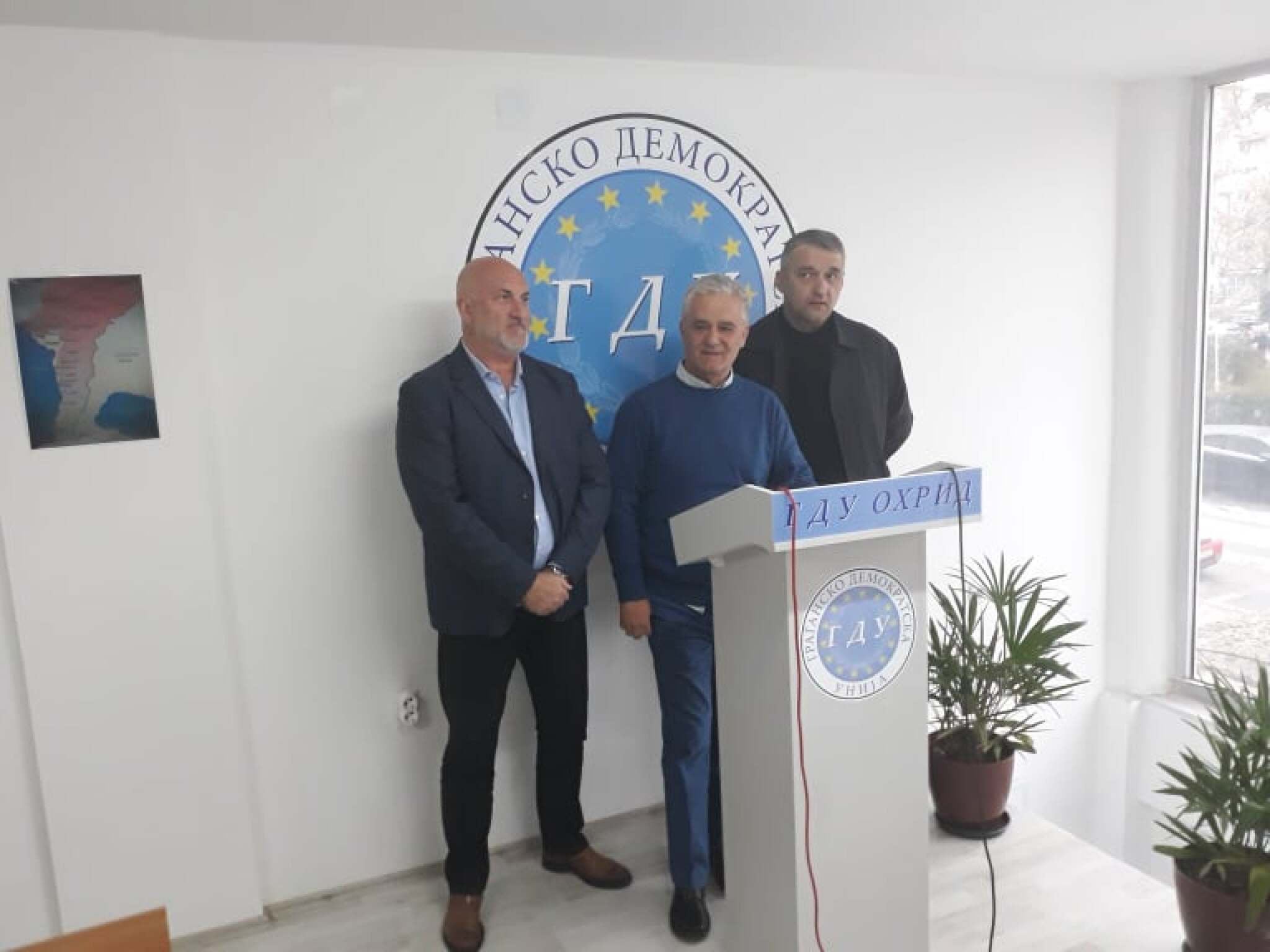 56168073_416388139137834_7125685004188778496_n