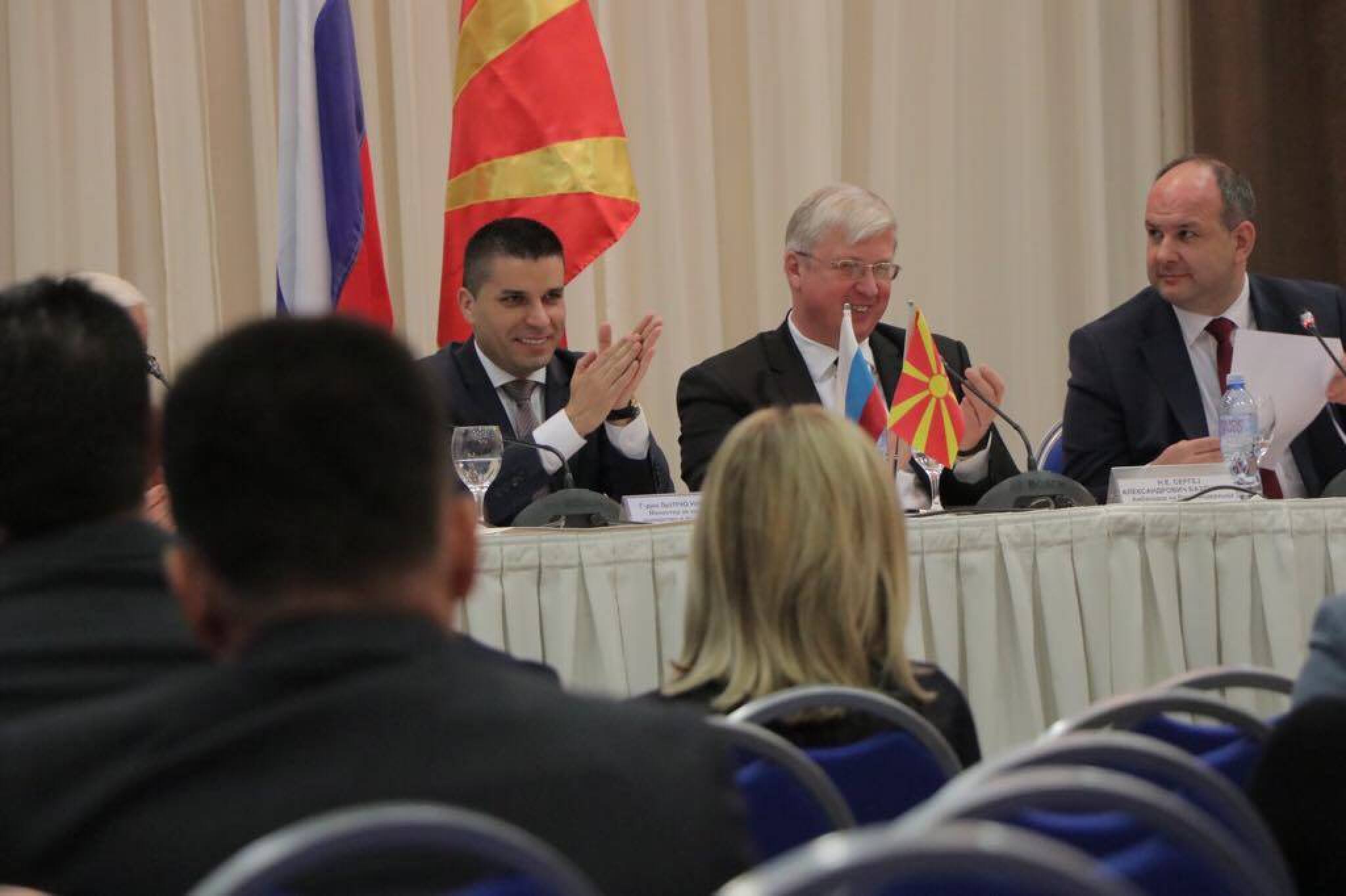 54730376_798442780527825_4059363158421143552_n