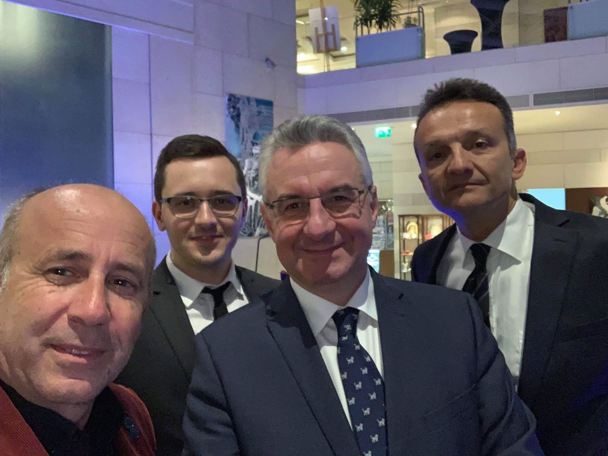 54514872_775153652871906_1032958085867503616_n