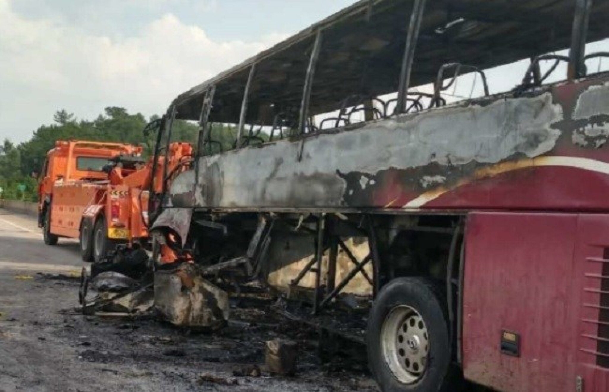 Bus-fire-in-China