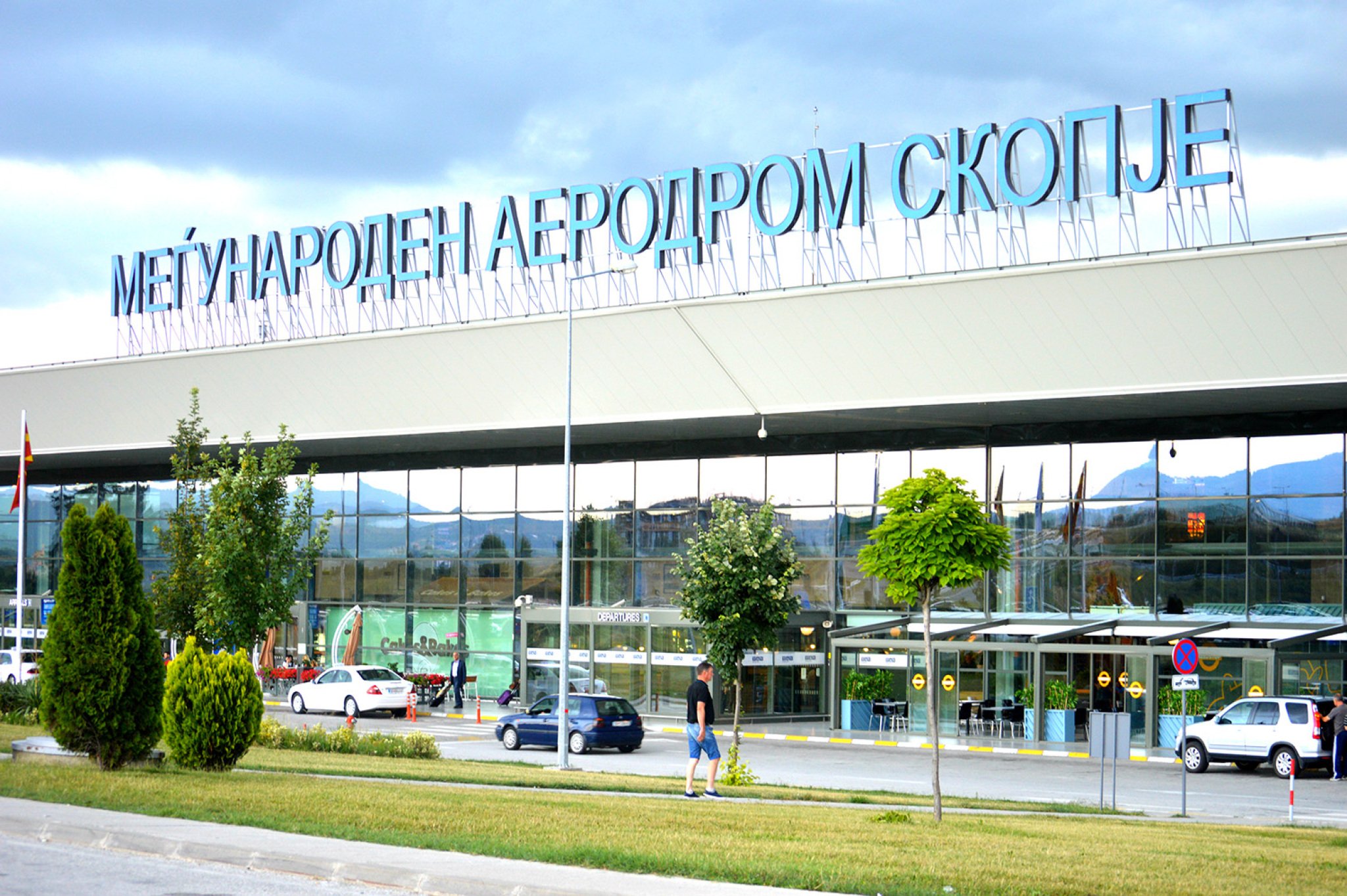 Megunaroden-Aerodrom-Skopje-01