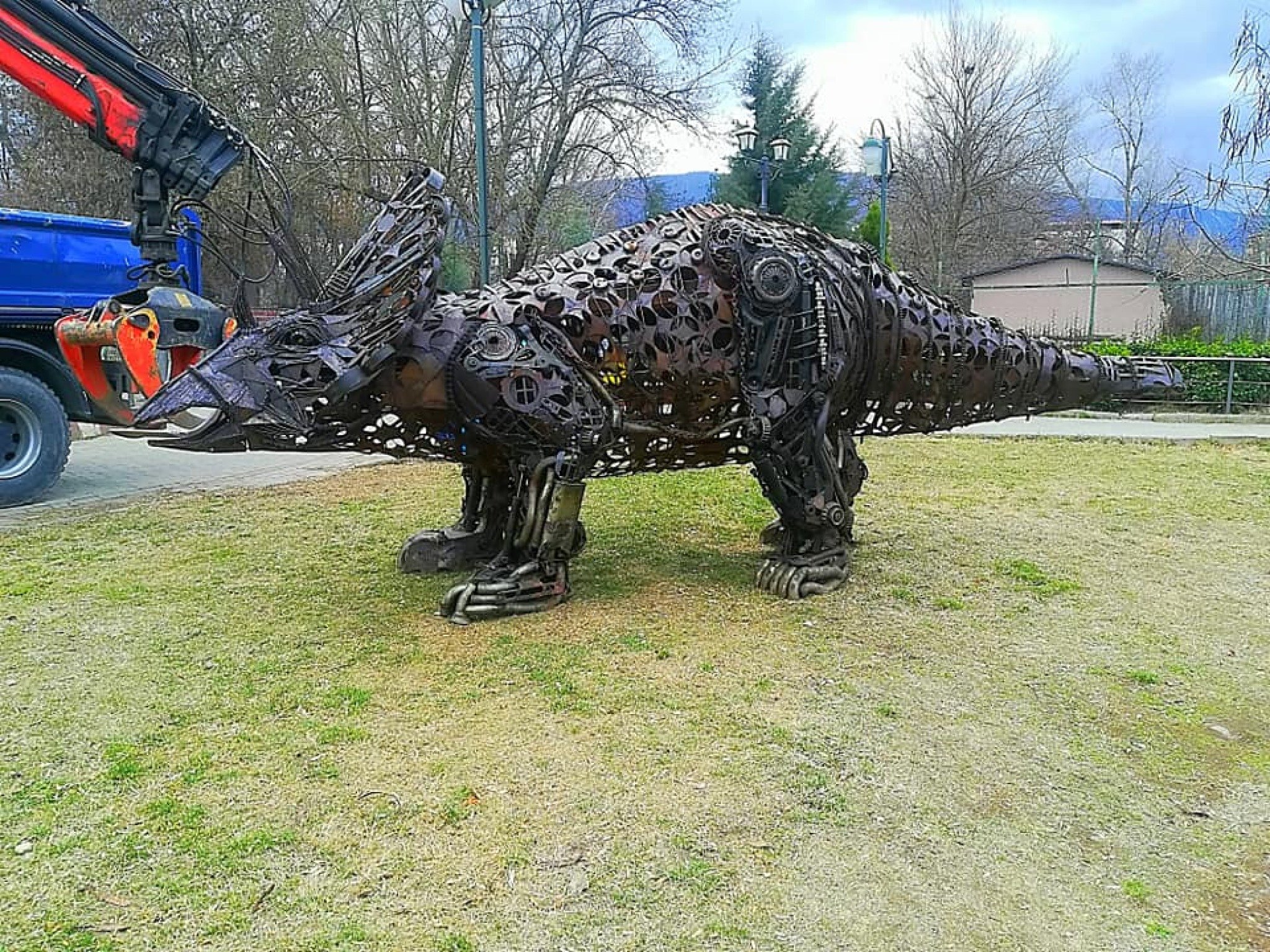 53208703_1219514768199117_8113208606716854272_n