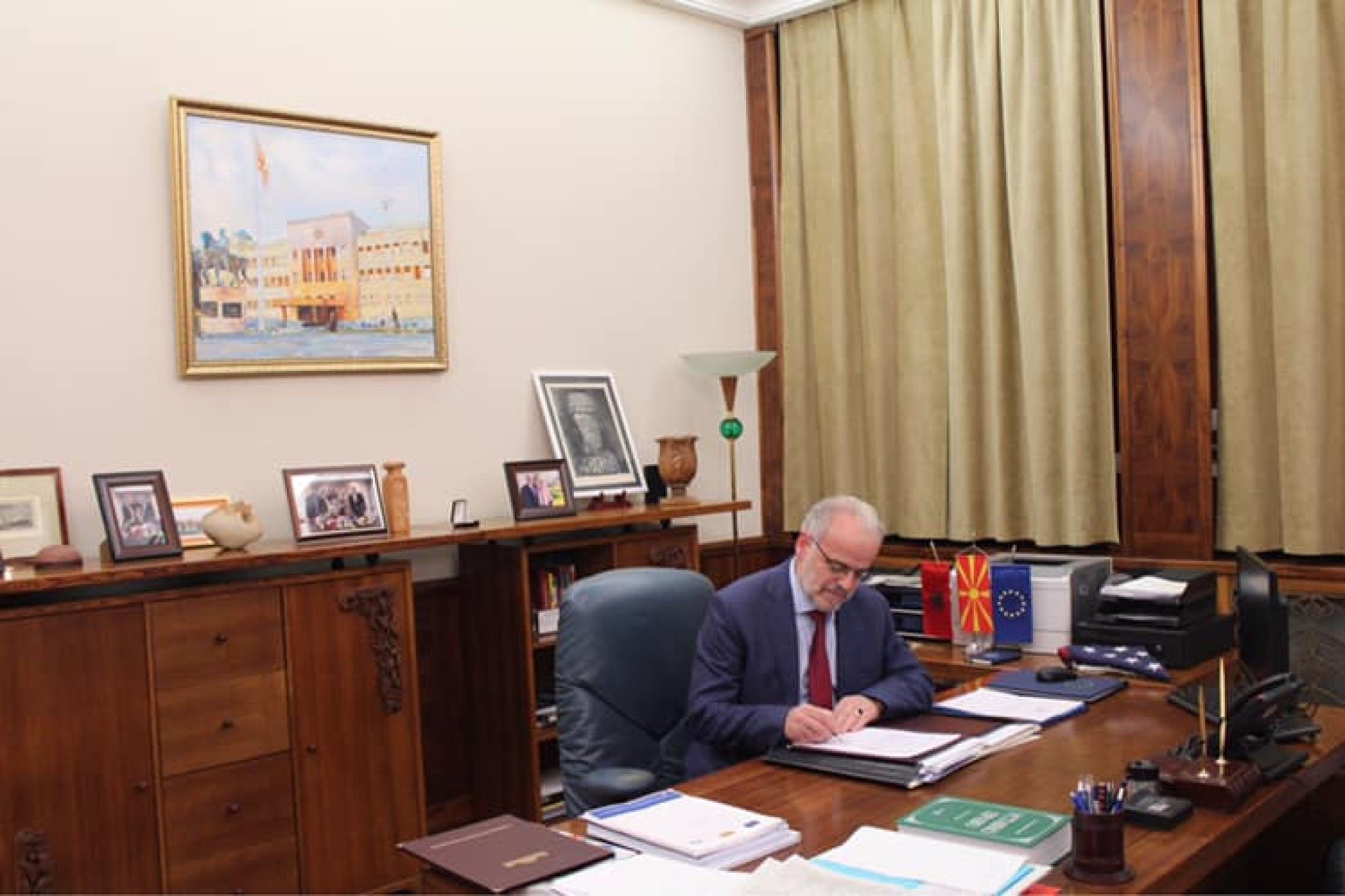 talat-dzaferi-potpis