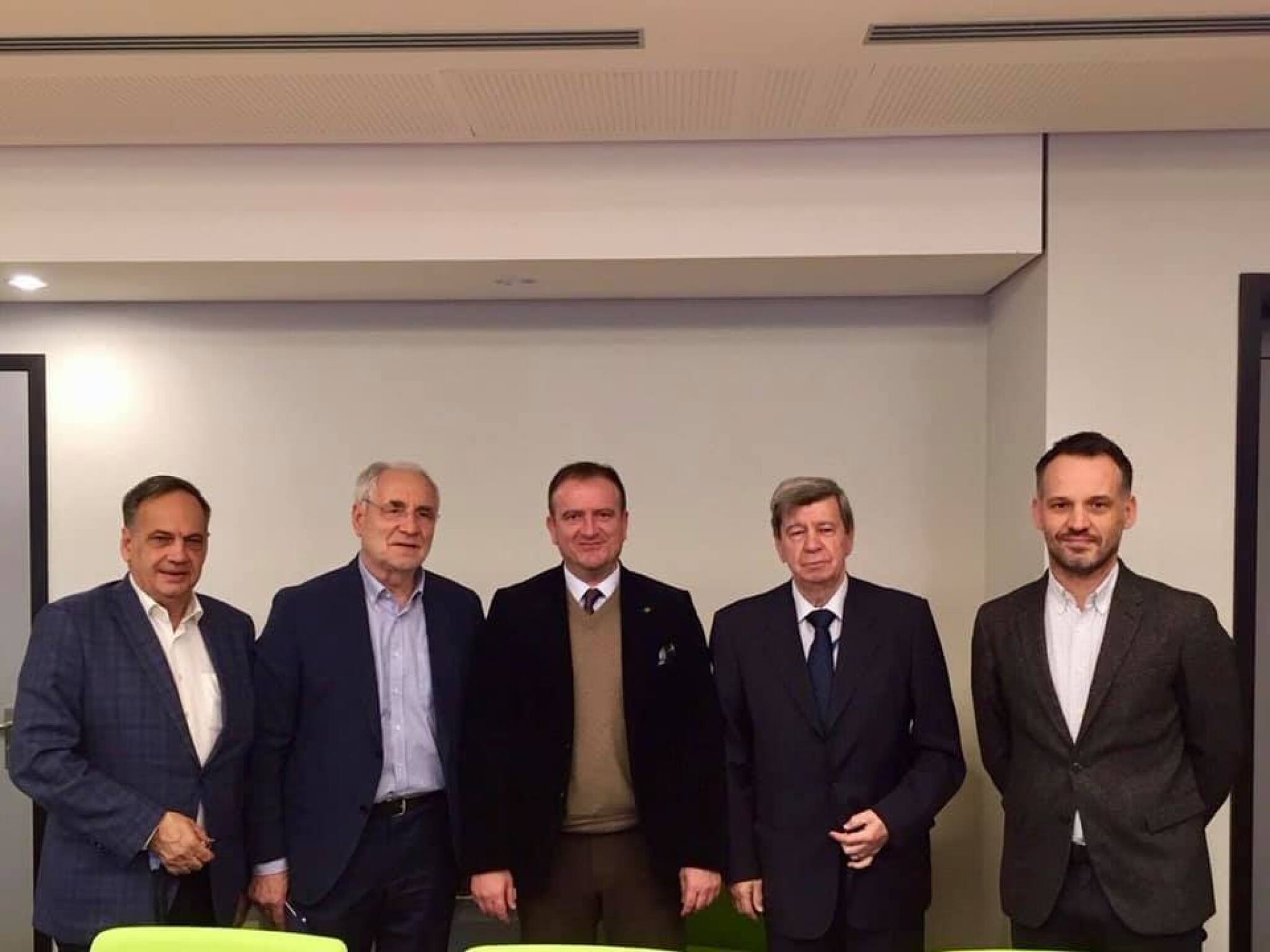 taravari_eurodeputetet