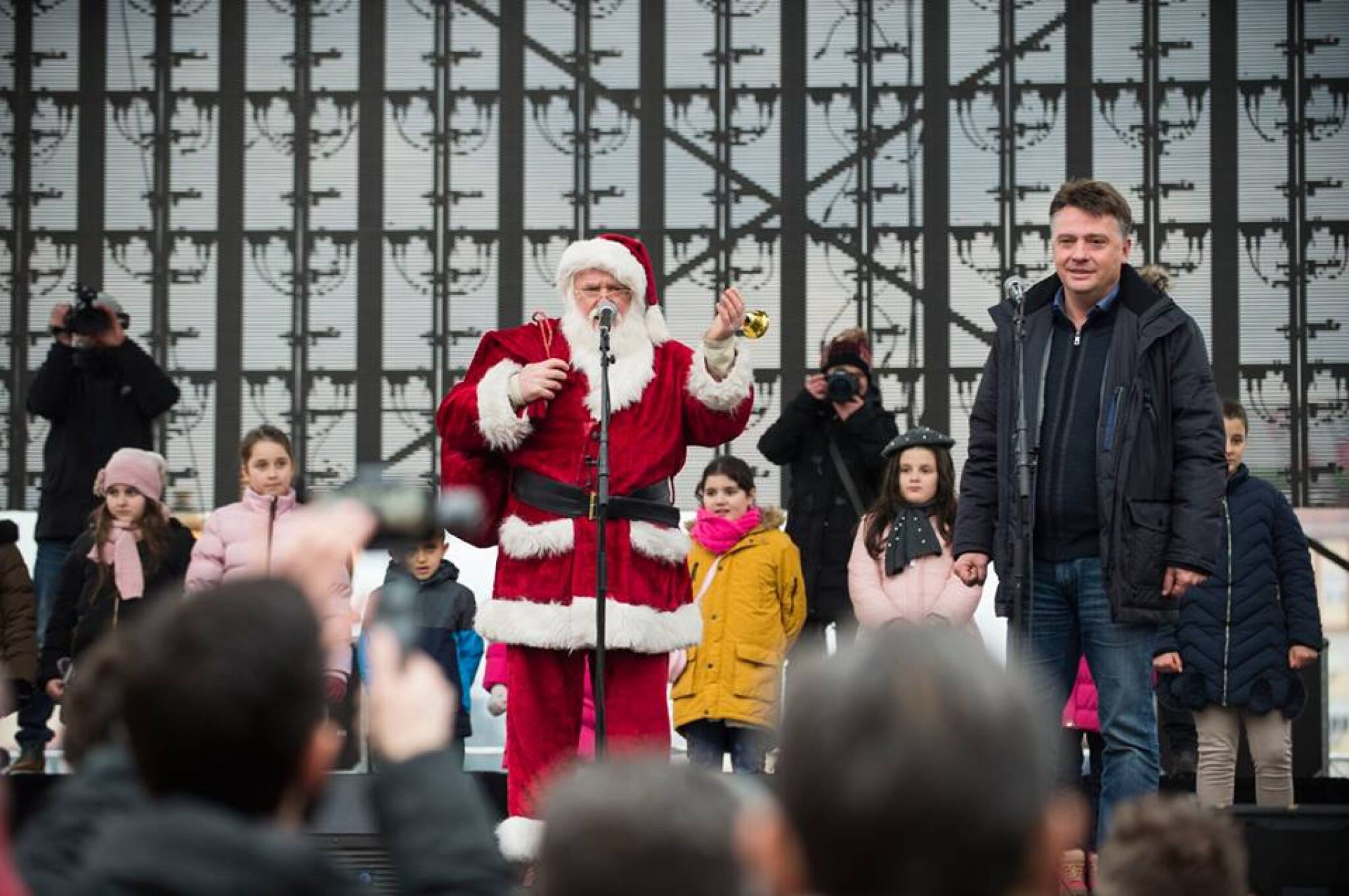 49596092_2133535466692654_6024930361337708544_n