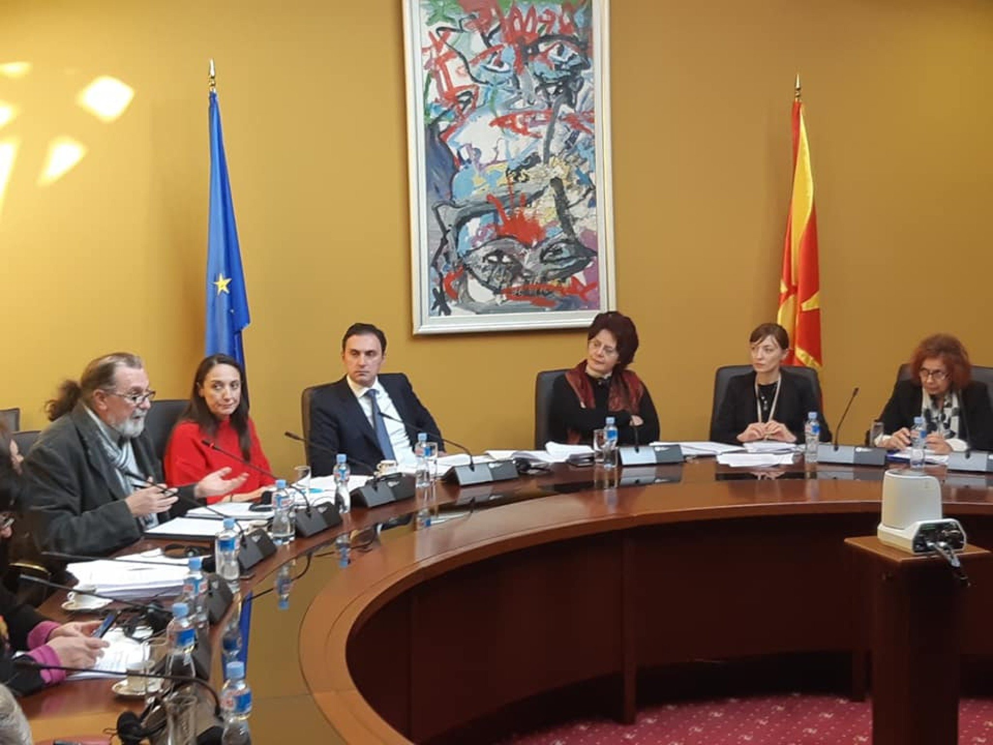 48257120_2204129032944495_289139229886251008_n