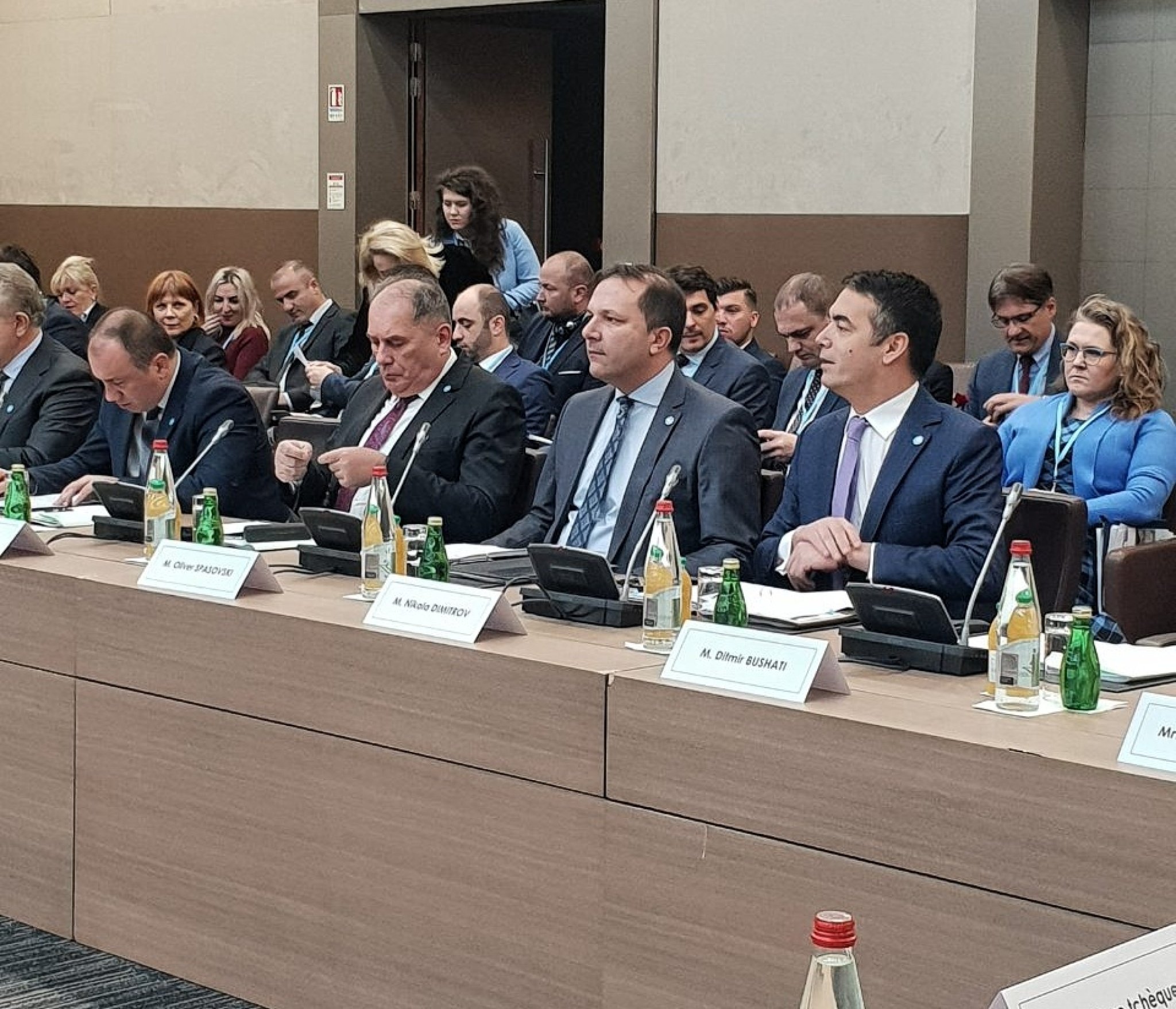 IMG-5e4015fd8417788dfe1f8c62347e6bbd-V-01