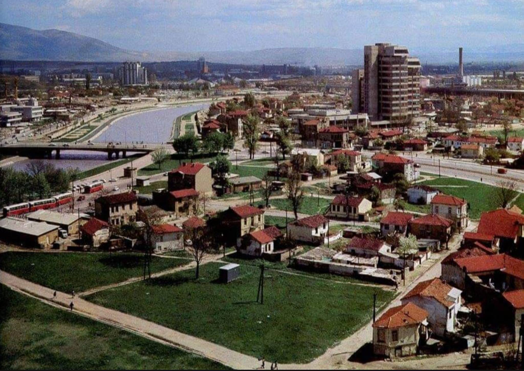 46892918_2004755172925458_5871725837052542976_o