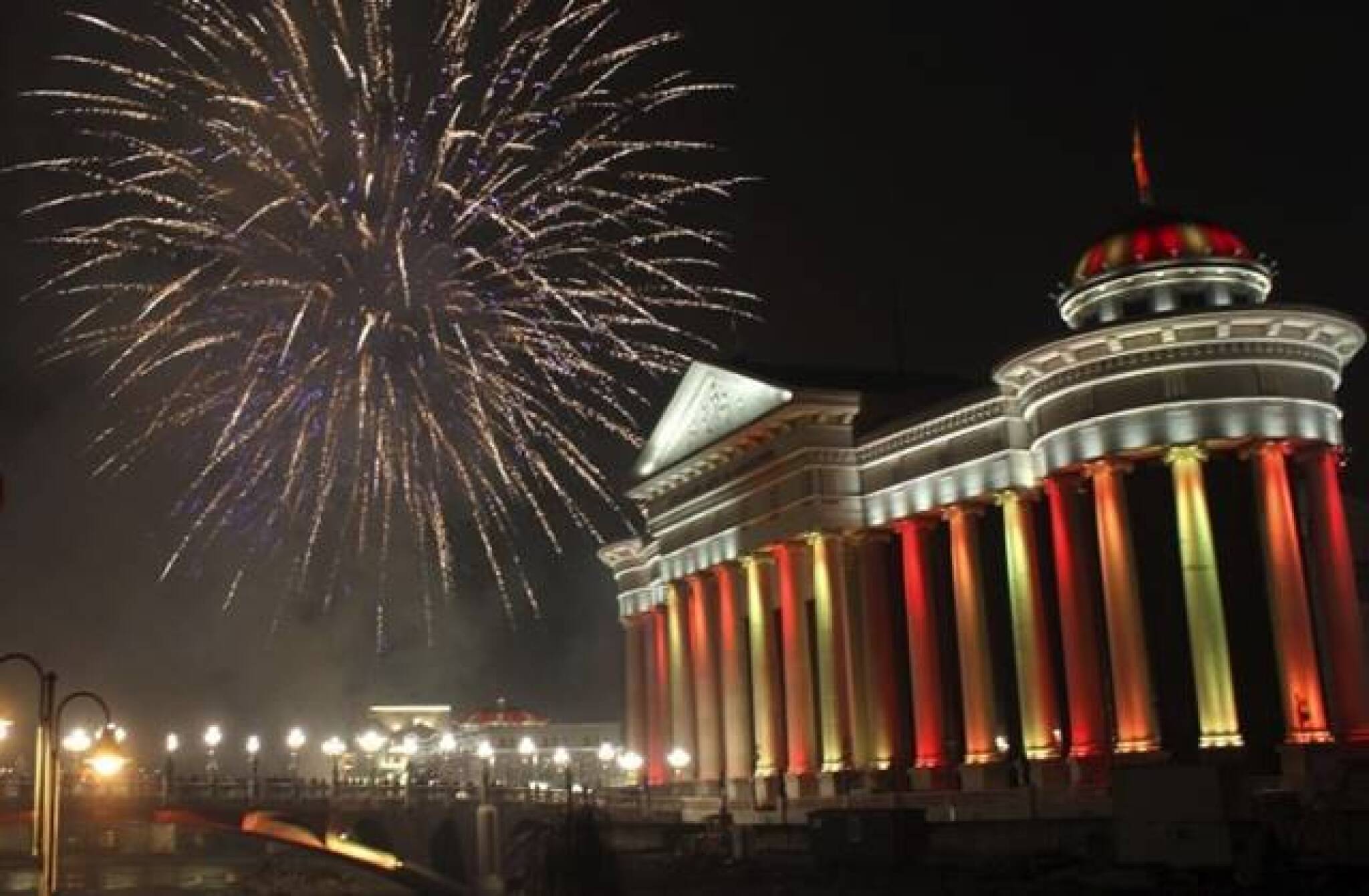 skopje_i_makedonija_5_dana_nova_godina_putolovac-640x419