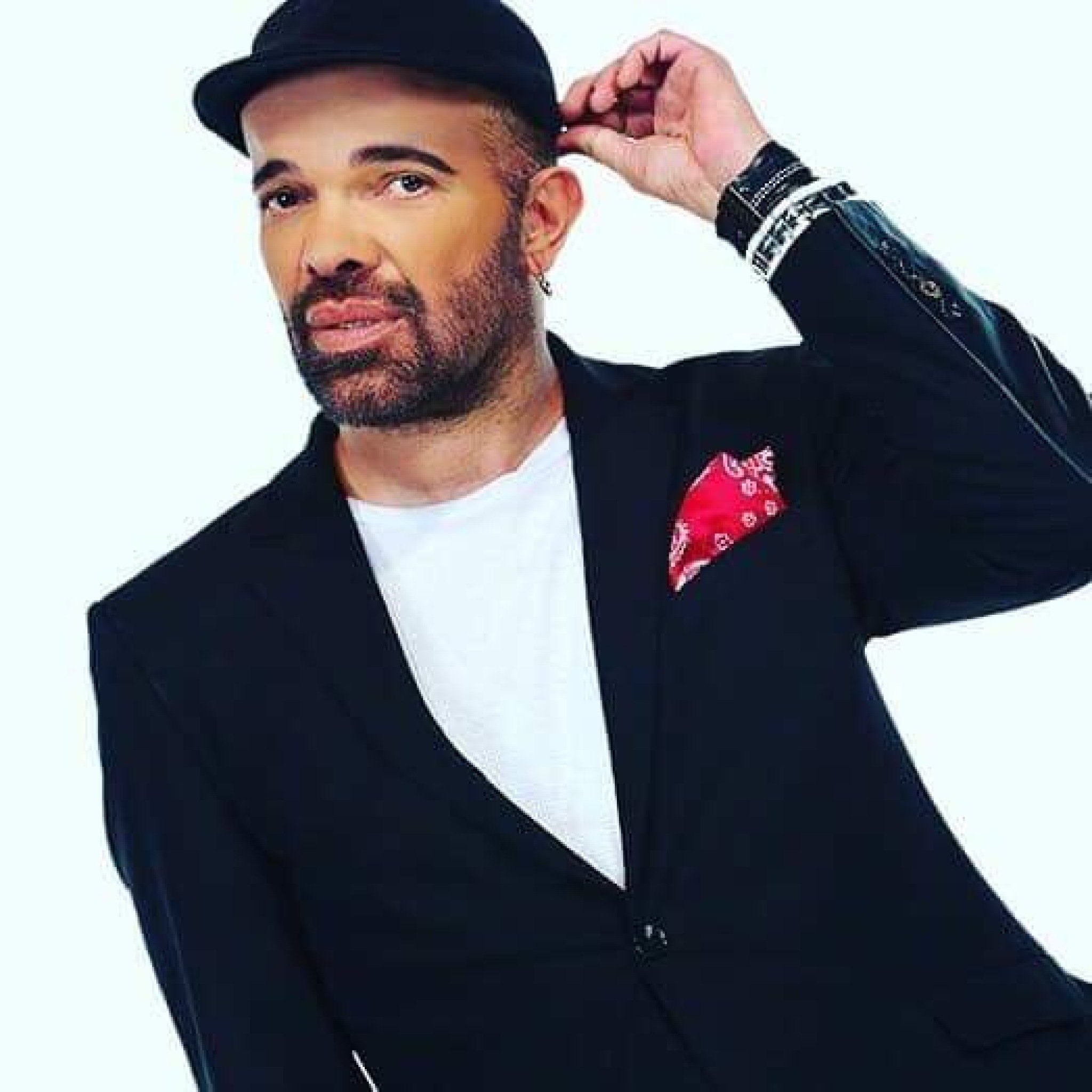 F2EF9ED0-B9F6-48F7-A7F0-3E16AC59CDA4