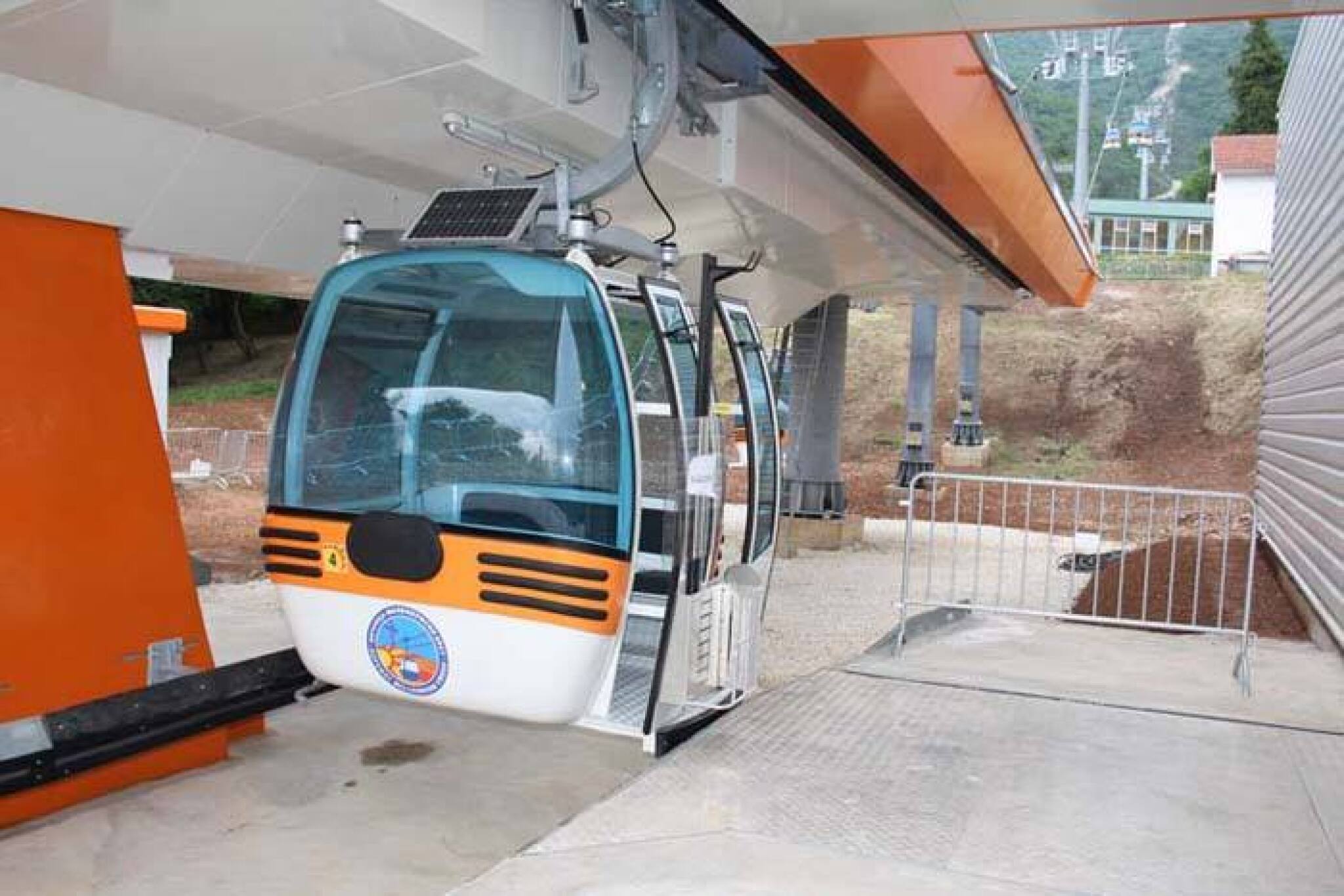 44954278_1480792018717983_2307963765280210944_n