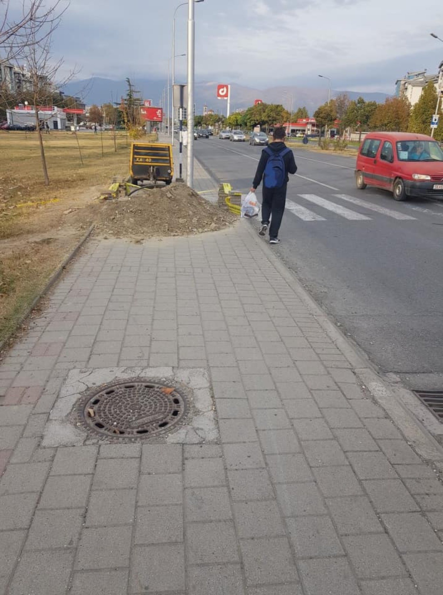 44941004_378336159375229_2915014661940183040_n-1