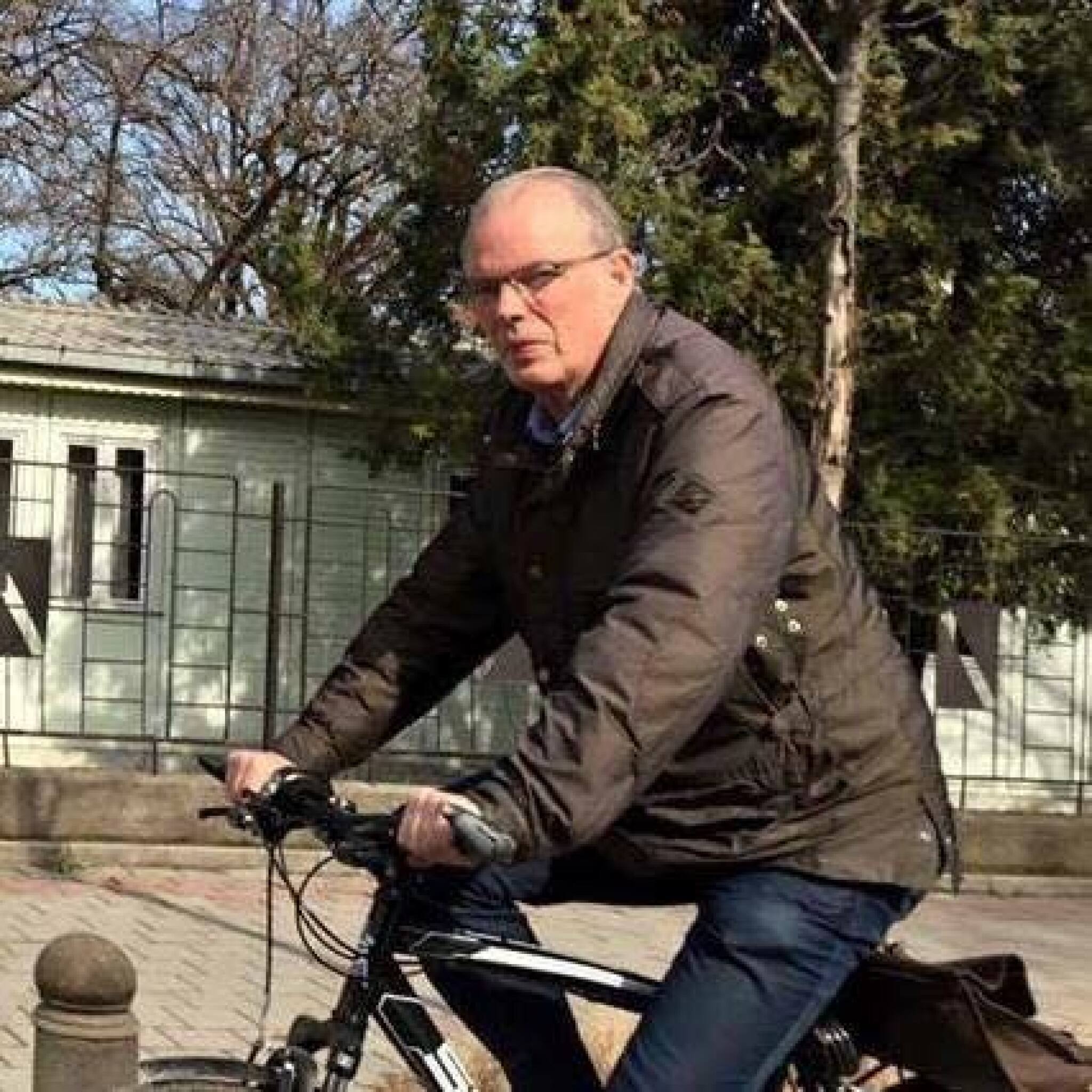 44945952_799556383711356_4665111284126056448_n