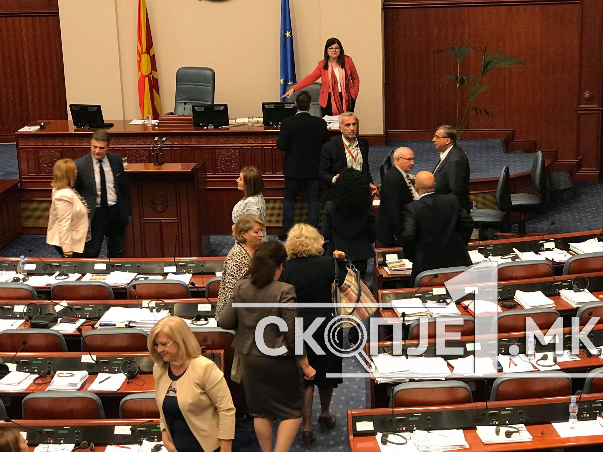 44099507_898920857162293_1146125406055694336_n