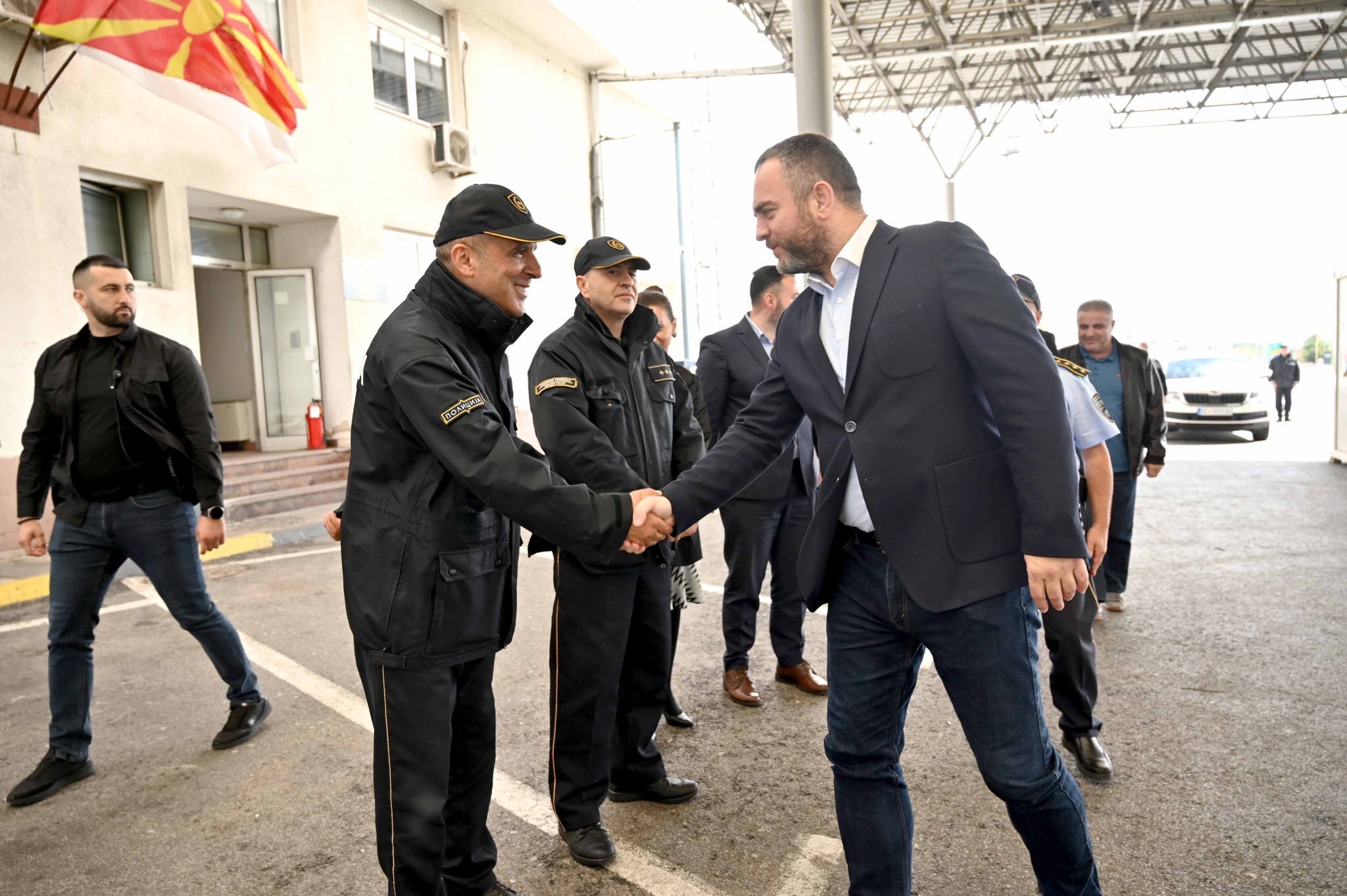 media-library2tg12q3i6ual5fIJ9Bi