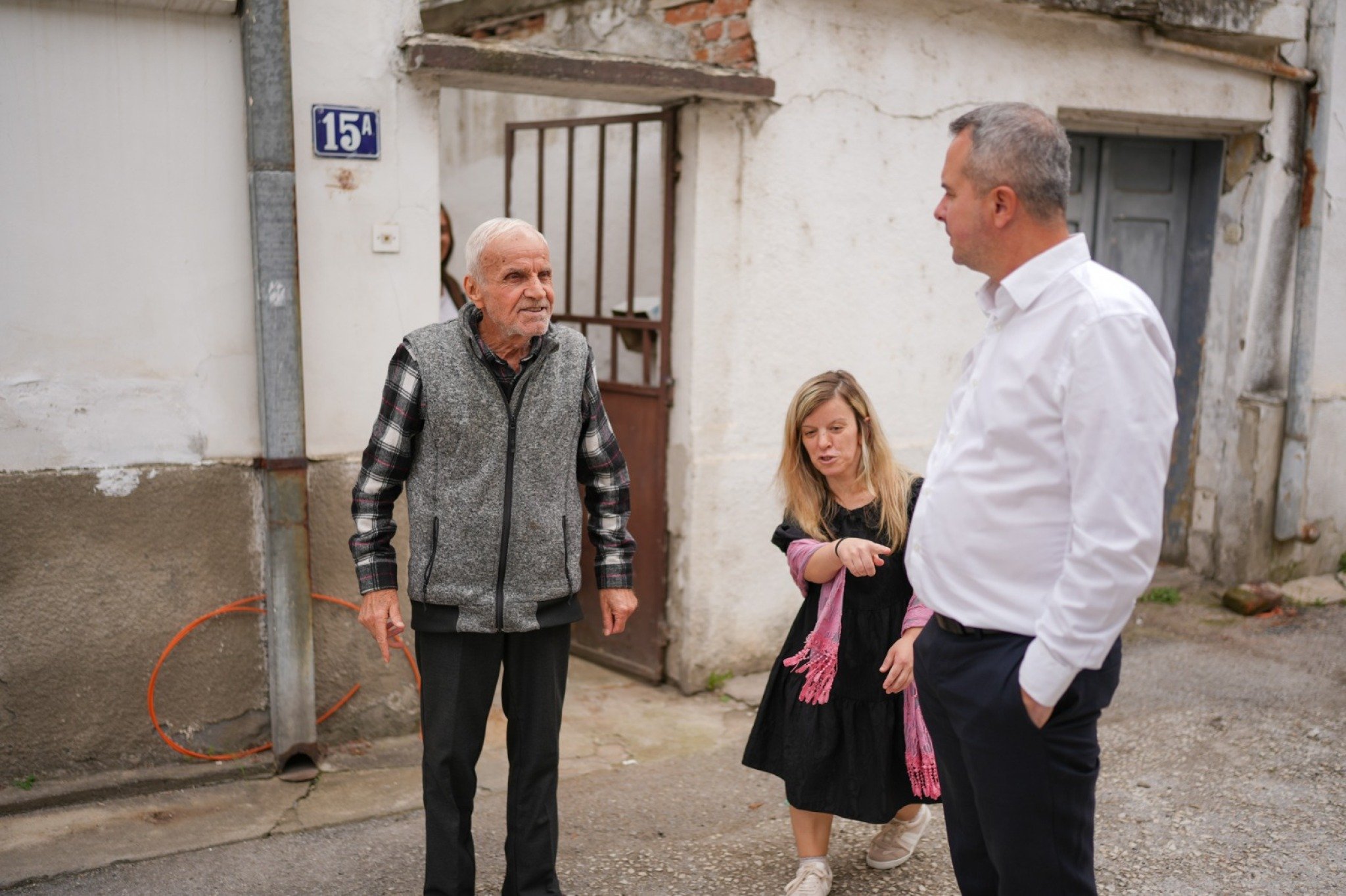 media-librarytp5r13idv7vddJrFsdU