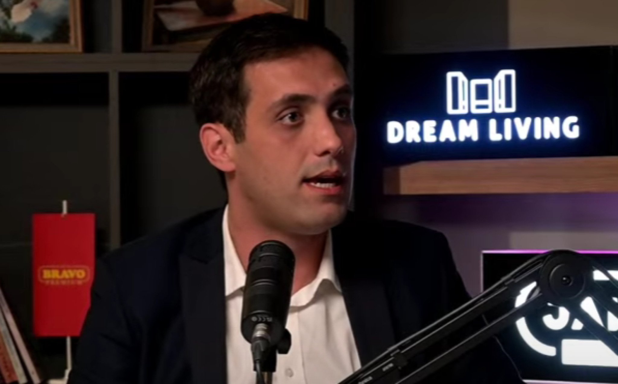 media-libraryfurb4q2qmfjcfNbpzuv