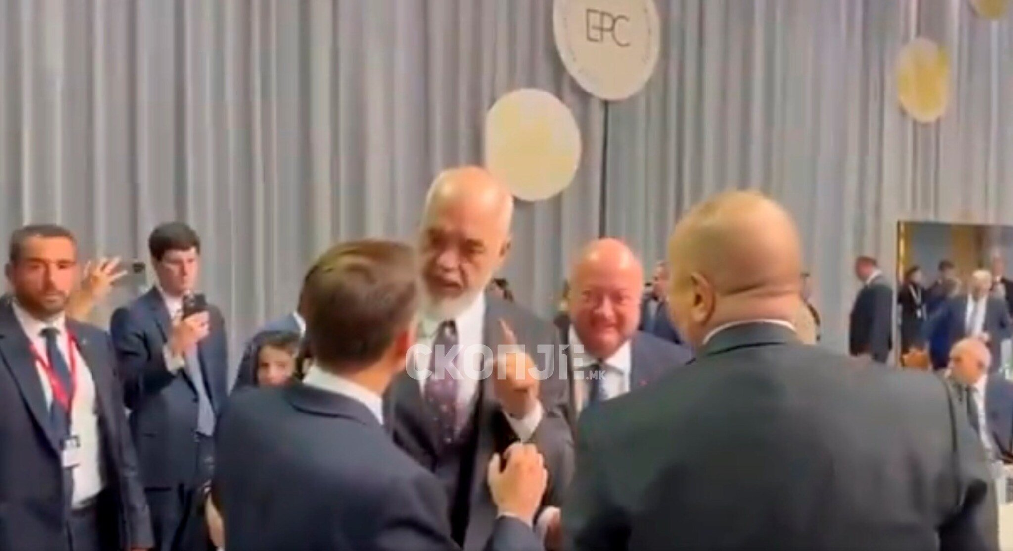 media-libraryfi1se1deat04bXaq8Dx