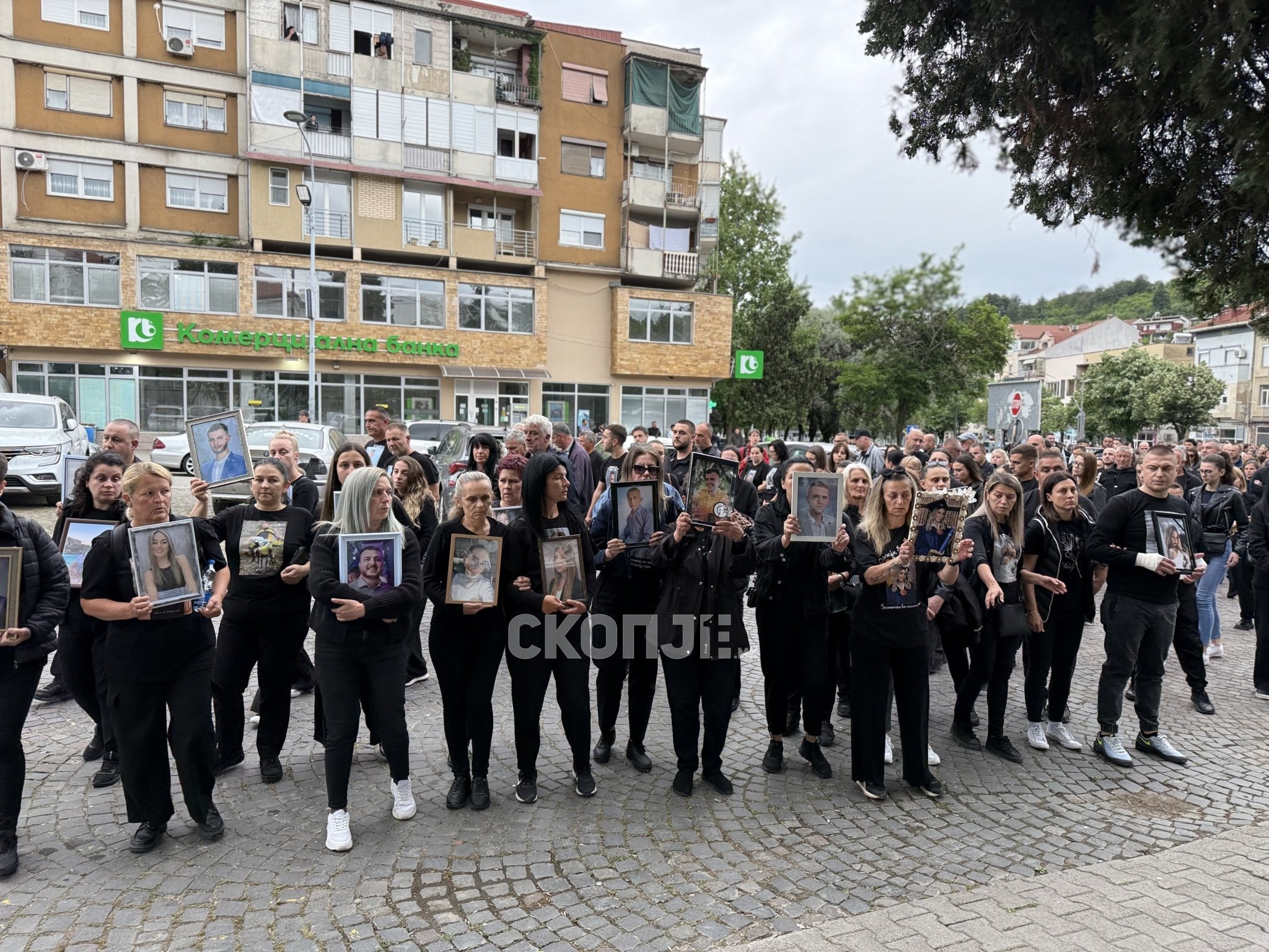 media-library99lagppa78s19gMYX12