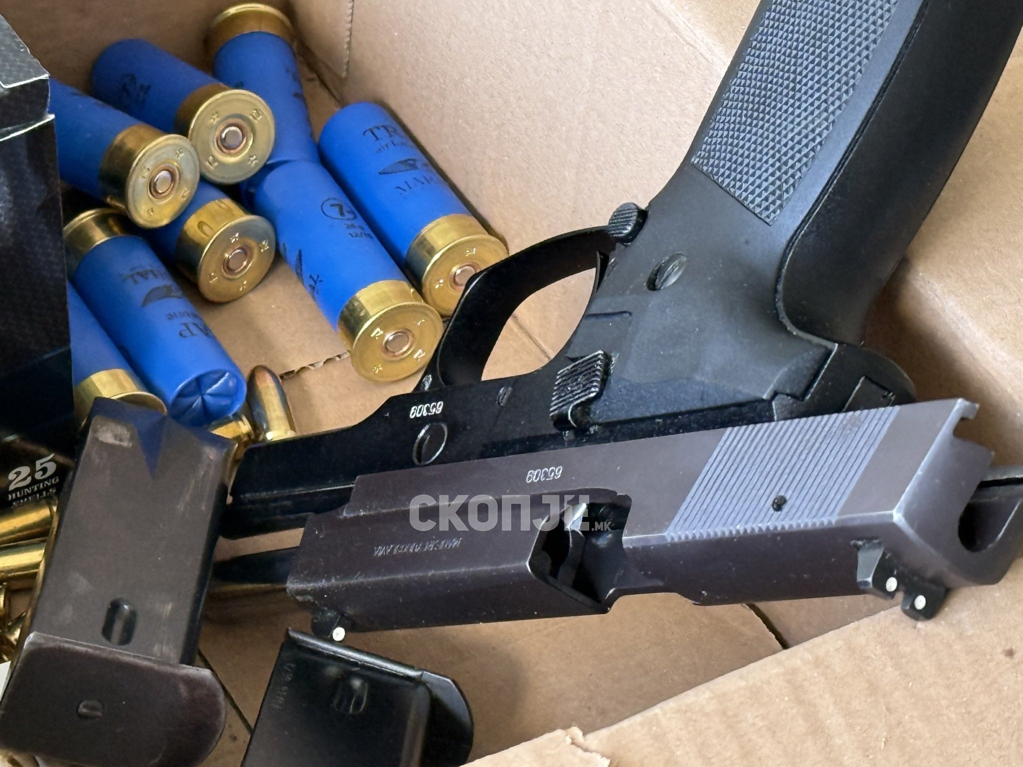 media-library05ol27tftfj1crMAwXz