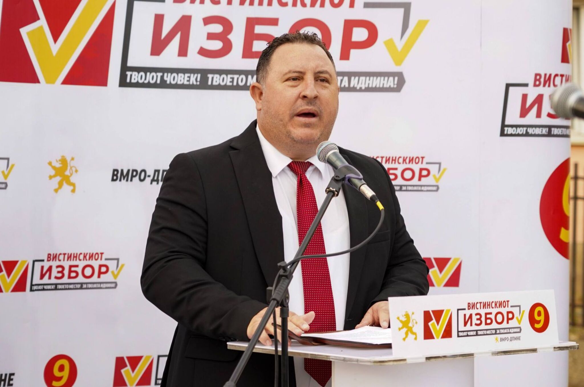 media-library453jpa1nrg80awKJG0a