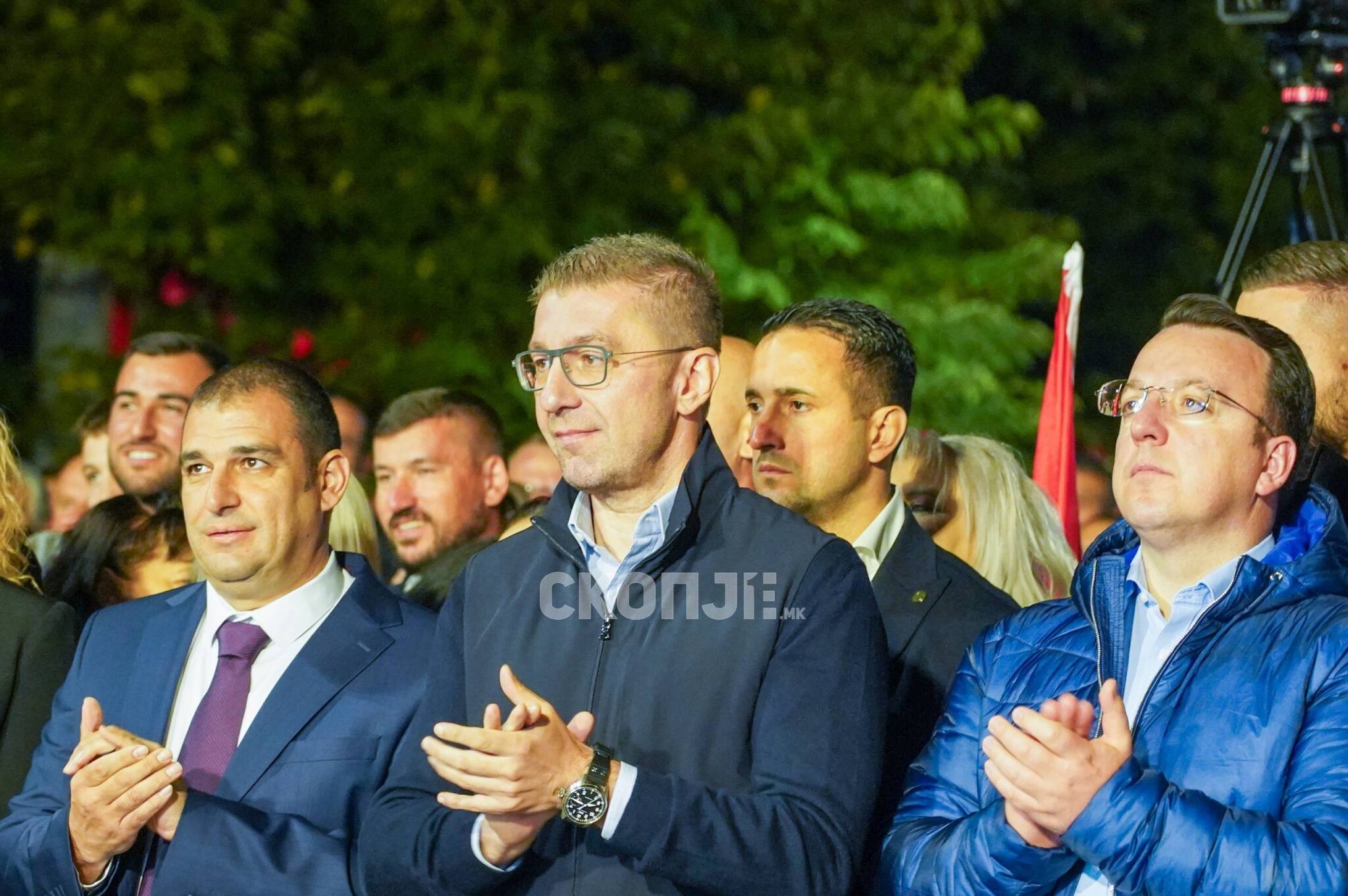 media-librarym4fg7d7bg45tcKxE2pG