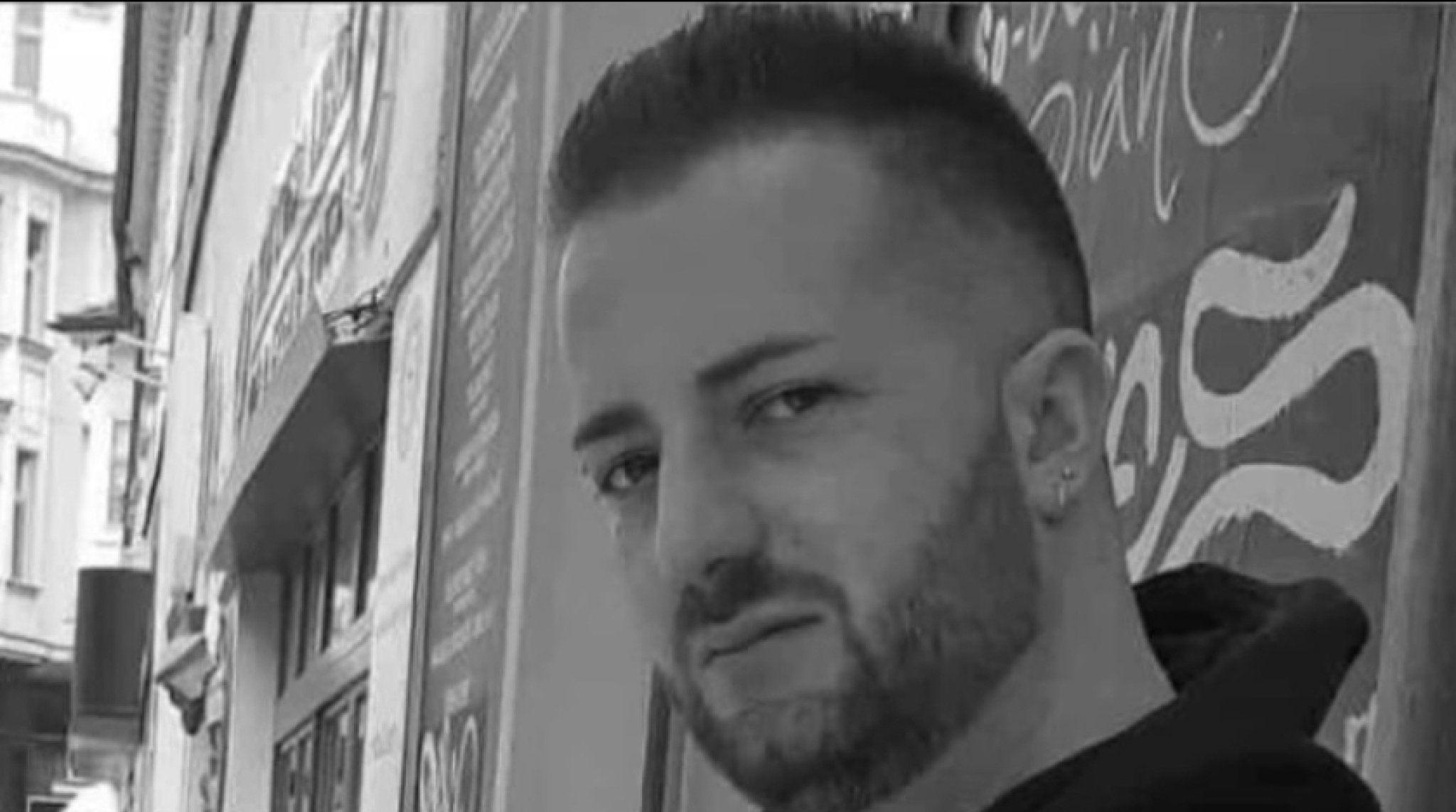 media-librarymev8shpo3mm932tTBEB