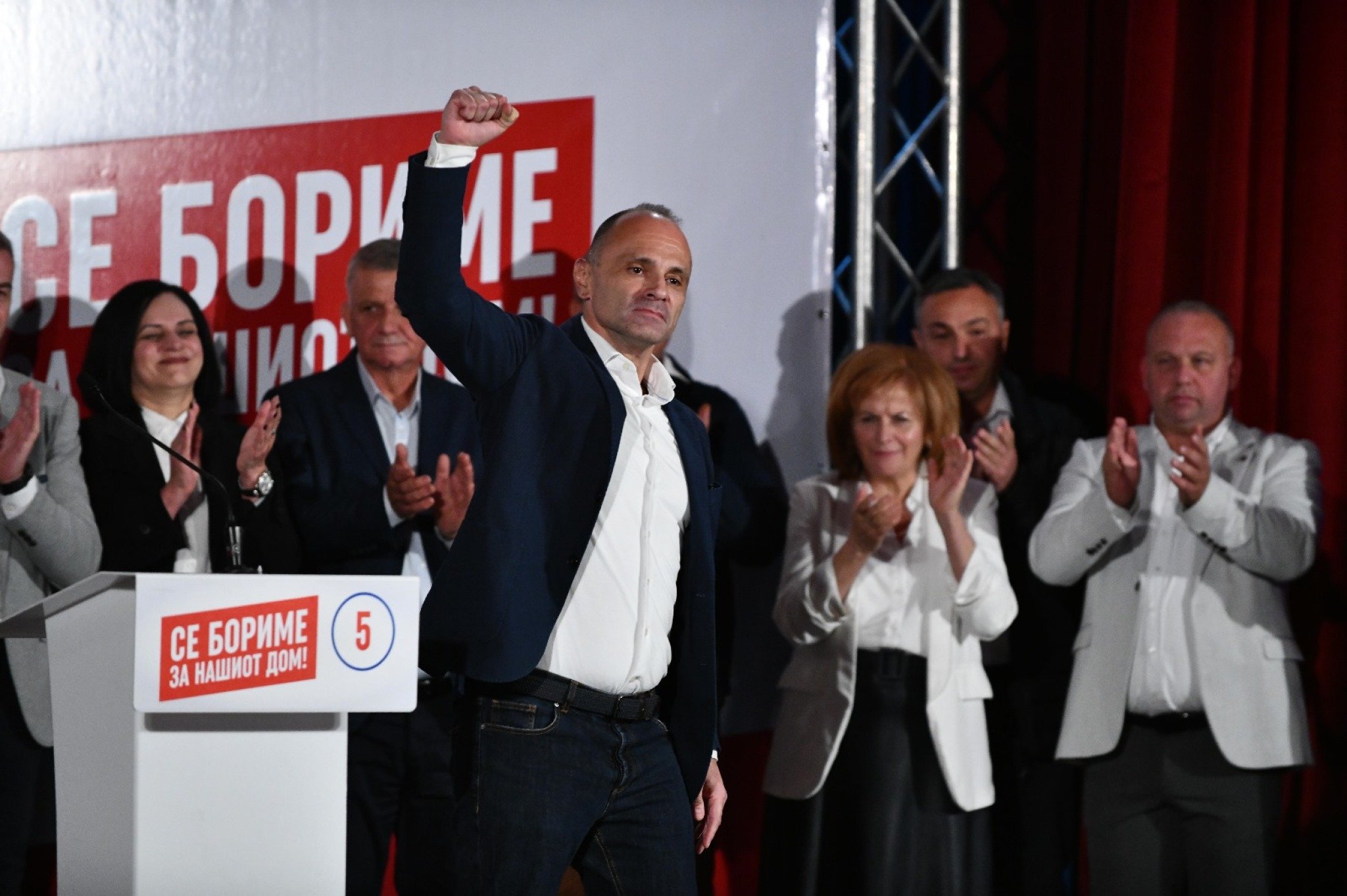 media-librarylb4grqvav3s821jfNql