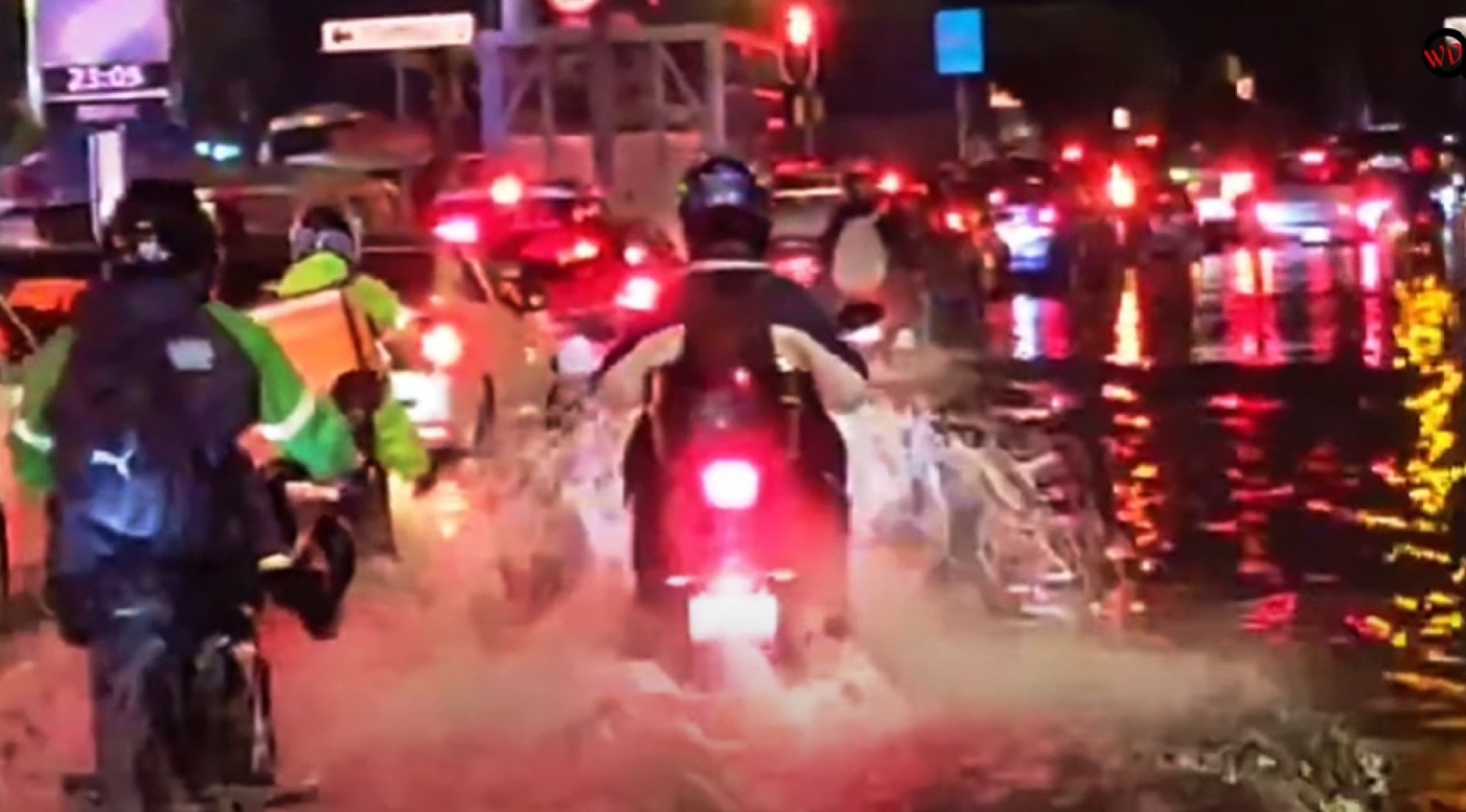 media-library61uual24f29t6w1xDq2