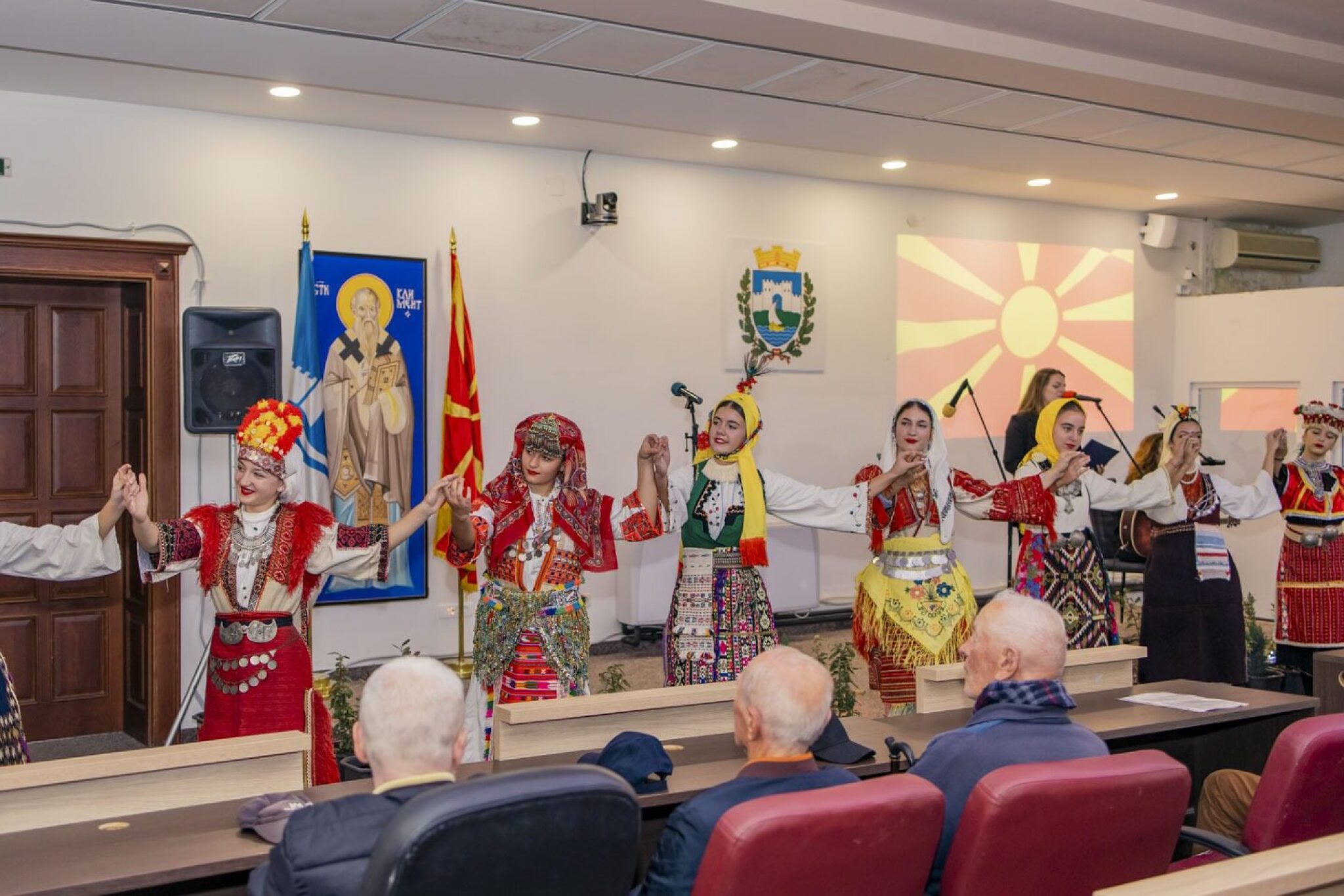 media-libraryfh1m46aq1utv1cM3bzJ