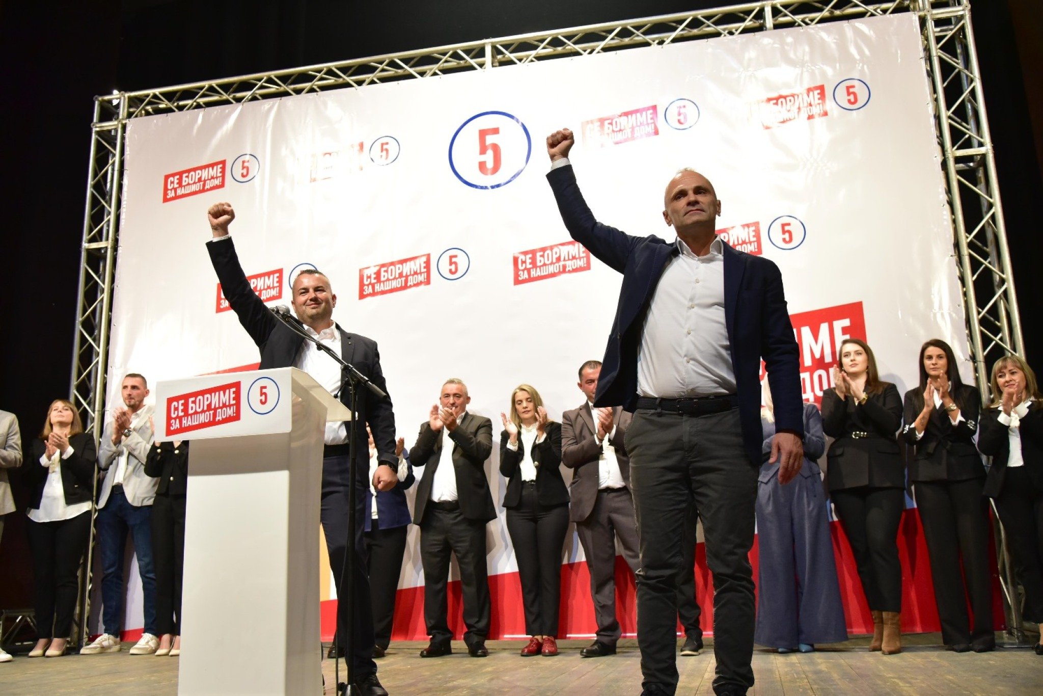 media-libraryq9tdplq78qf43SCGW6e