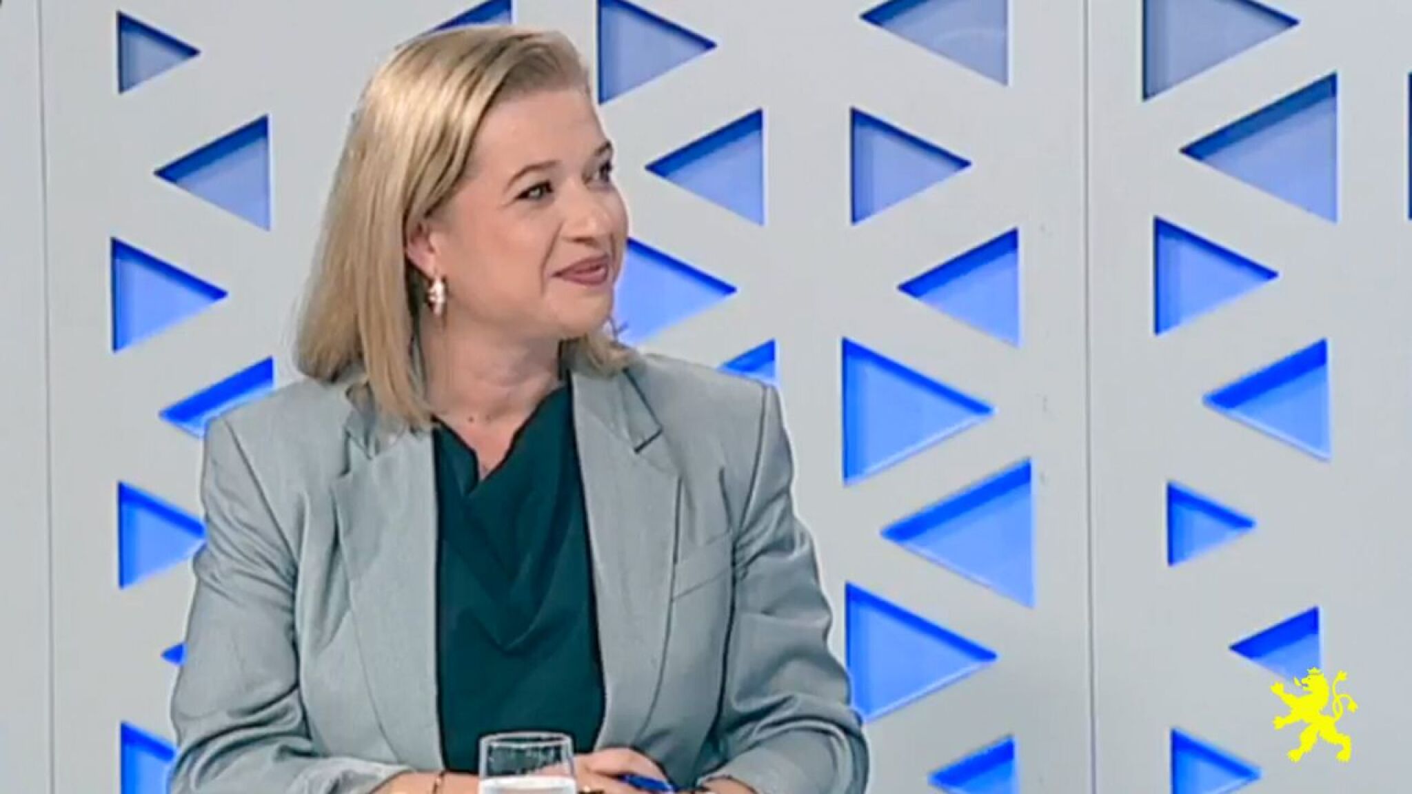 media-libraryo6l0a0plns8geBmvtIx