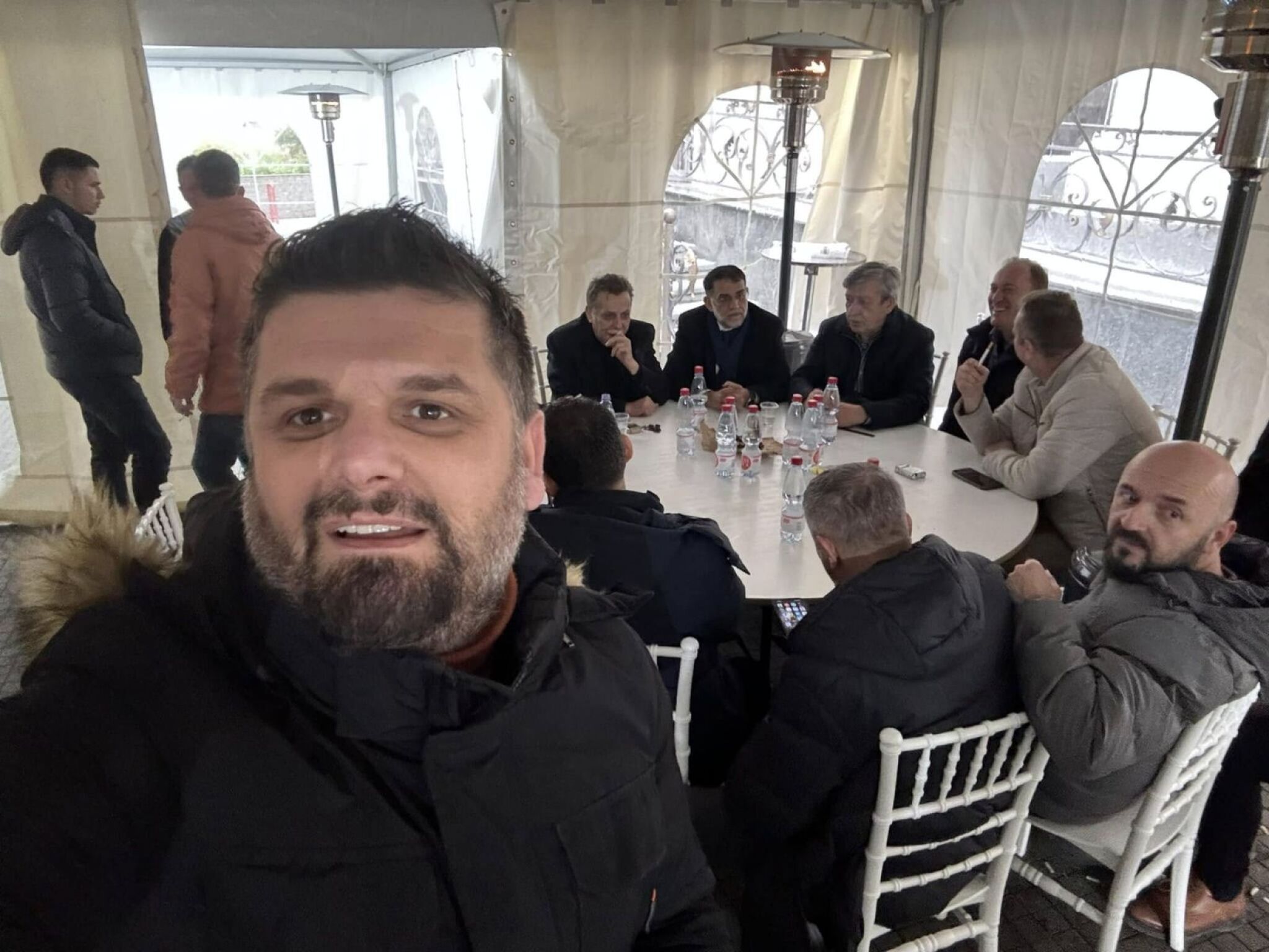 media-librarymmabq3v150mj0Q0lZiu