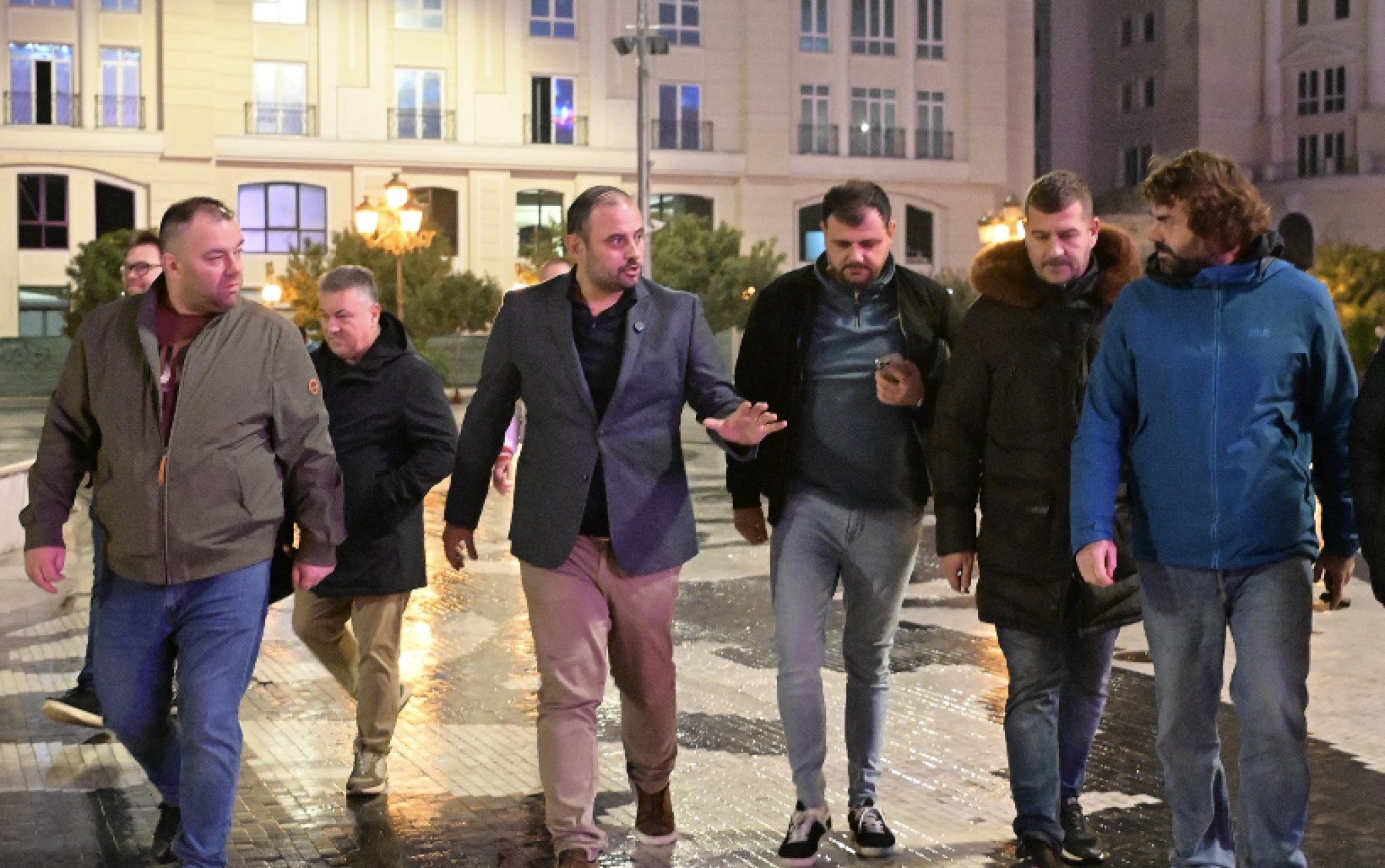 media-library223hi7842ffi8DYsLt0