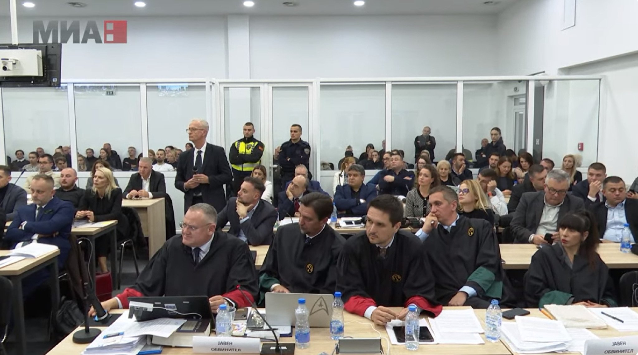 media-librarym03jfcgescoj6h3izlG