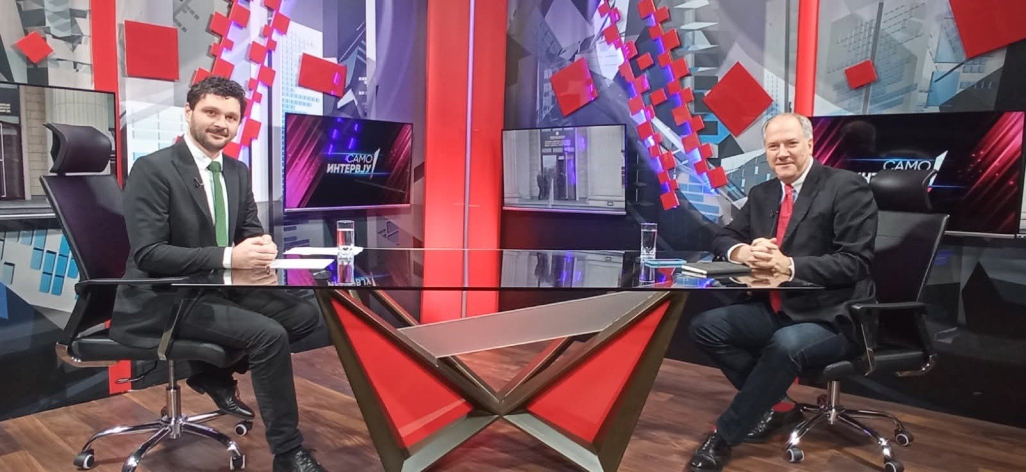 media-libraryjsk9oiu2h4622ZVKQxB