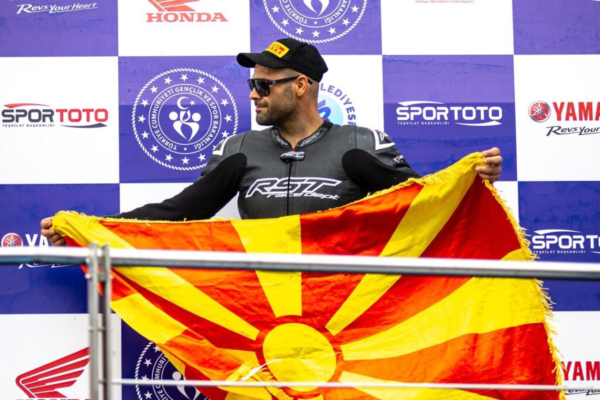 media-libraryr5mt4p91fo63aS7OUvF