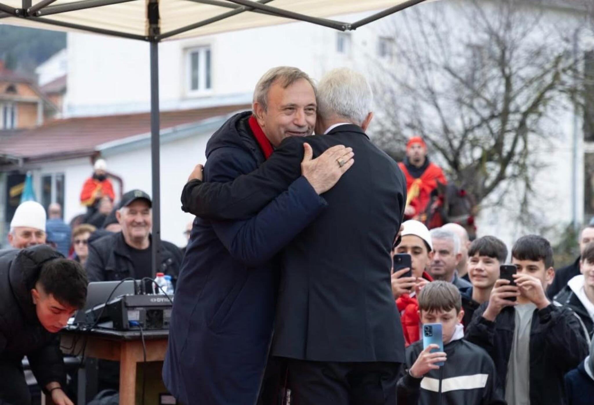 media-libraryqo2bofkv3u540bmvzO4