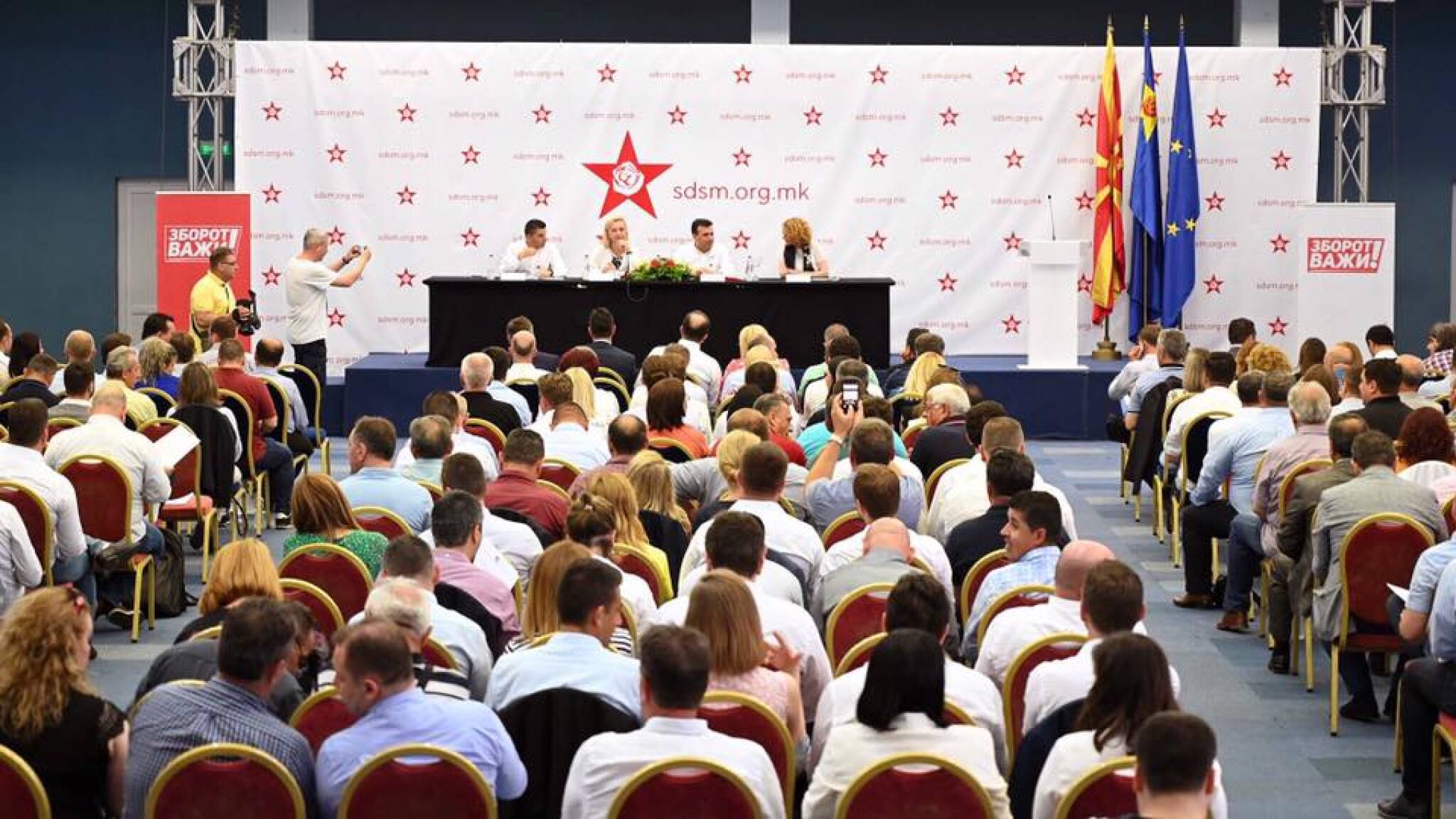 media-library83h8t9gi3567cw9y5WV