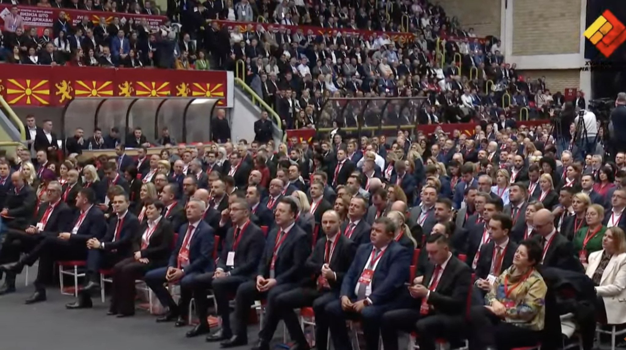 media-libraryr1vic6cuii32bG6LFyg