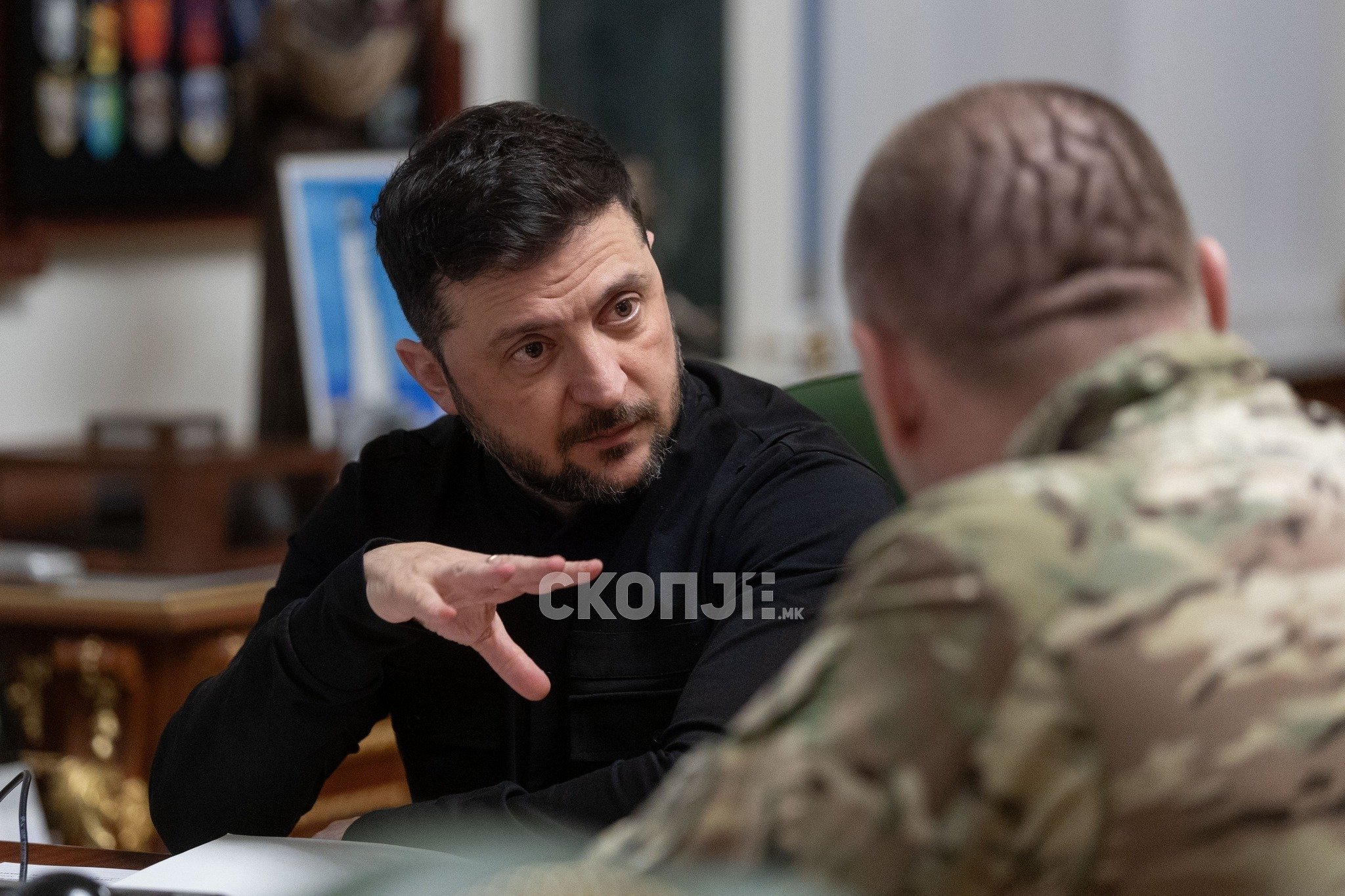 media-librarye2o9aatduh3s3vjBW0s