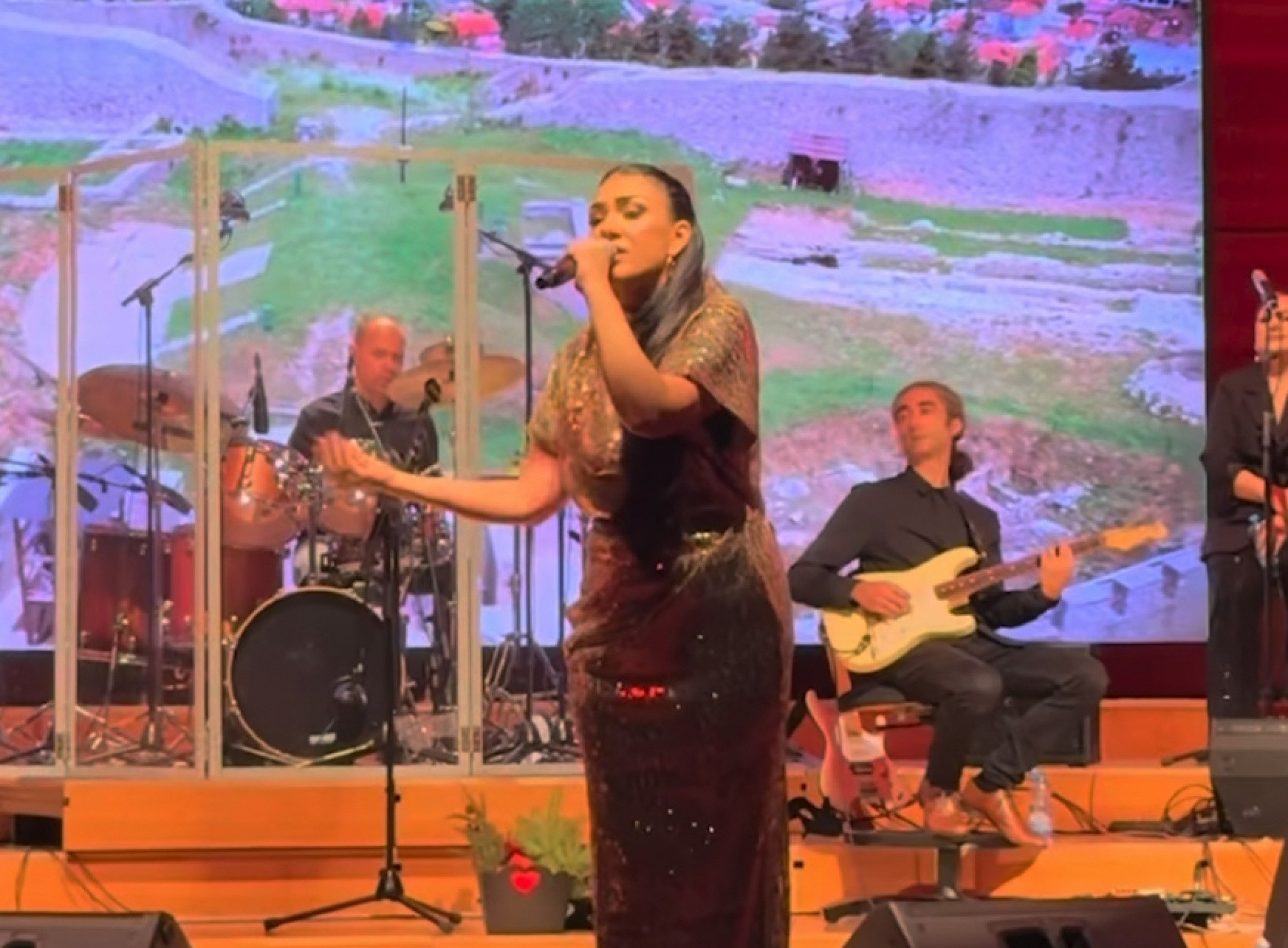 media-libraryi22br3gjcthp5FIDqYZ