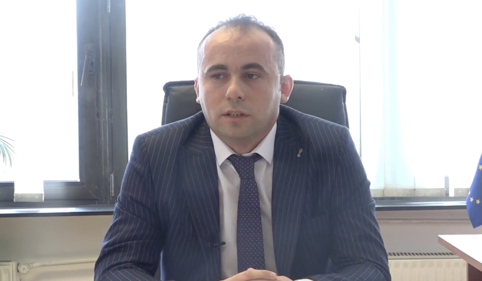 media-library0dgc1kt8col44DswDr1